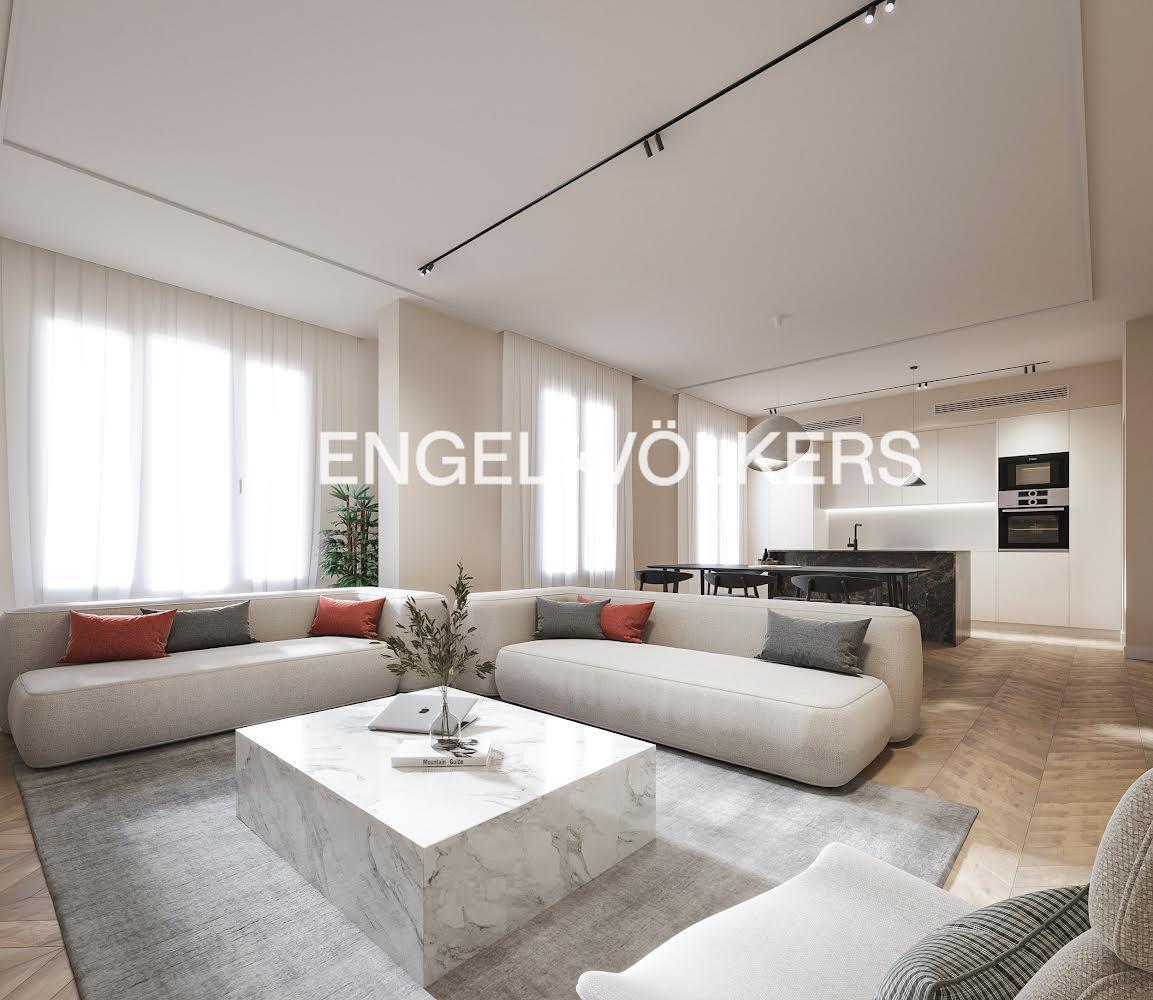 Exclusive apartment in Claudio Coello to be renovated.