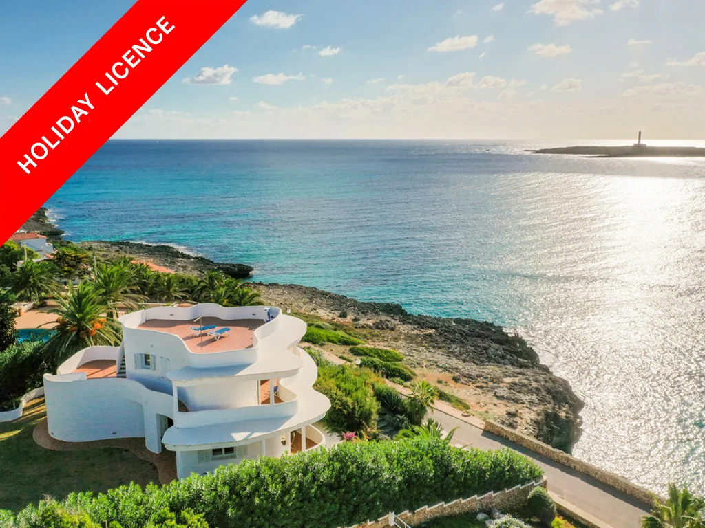 Gorgeous villa on the seafront in Punta Prima, Menorca