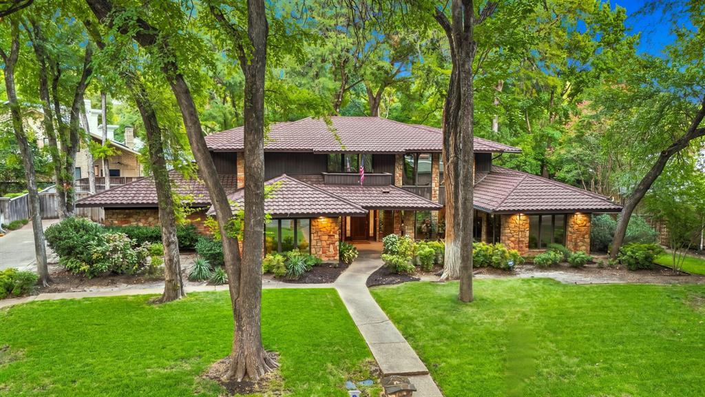 Where Frank Lloyd Wright Inspiration Meets Modern Luxury