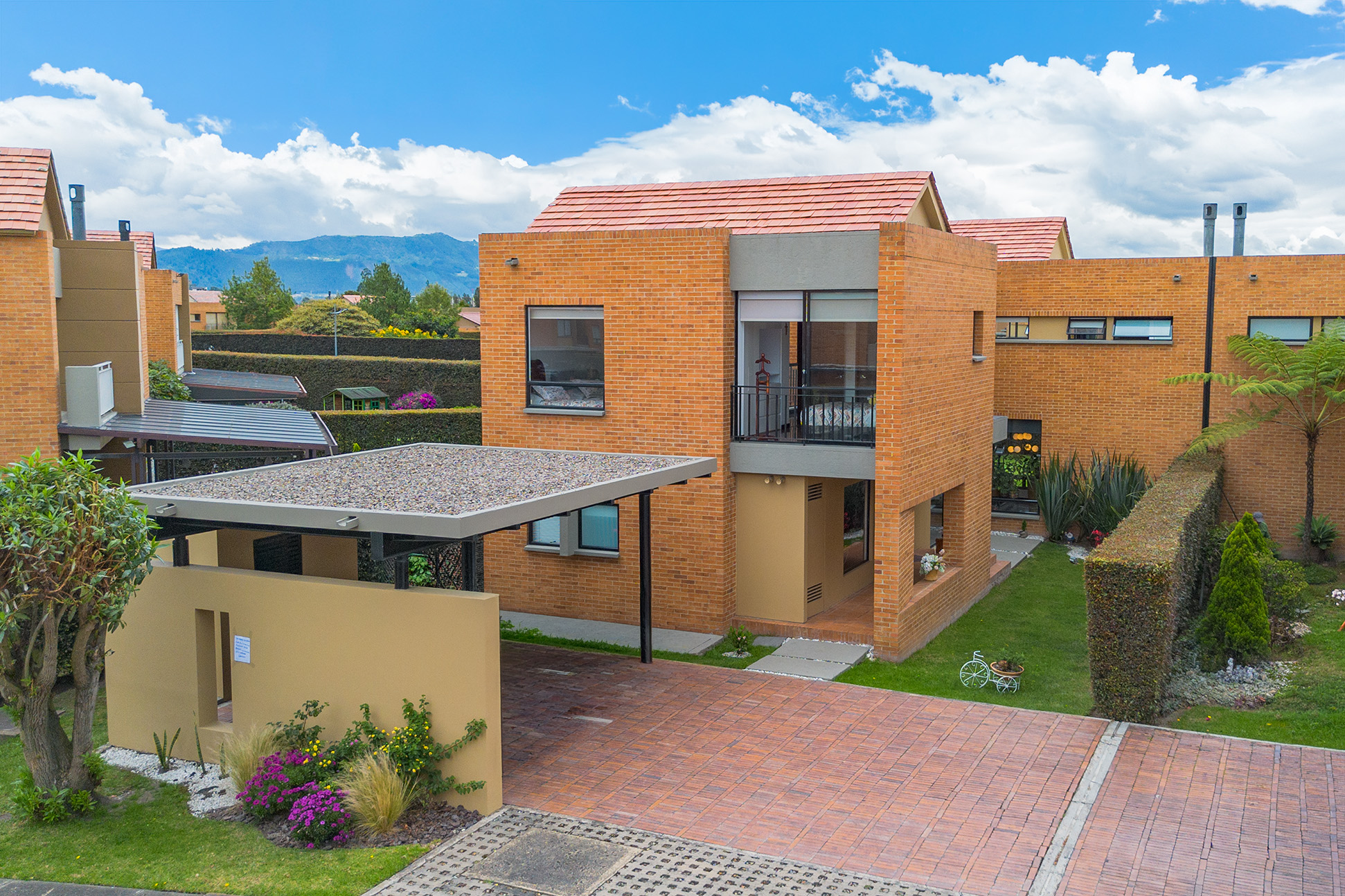 Casa remodelada para venta en Fontanar, Chía