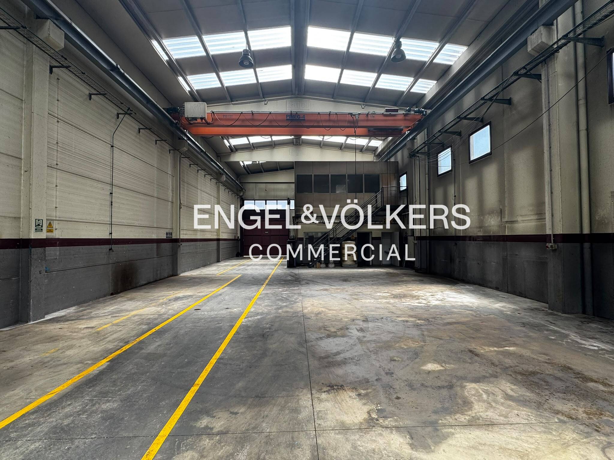 Nave industrial en Sant Fruitos de Bages