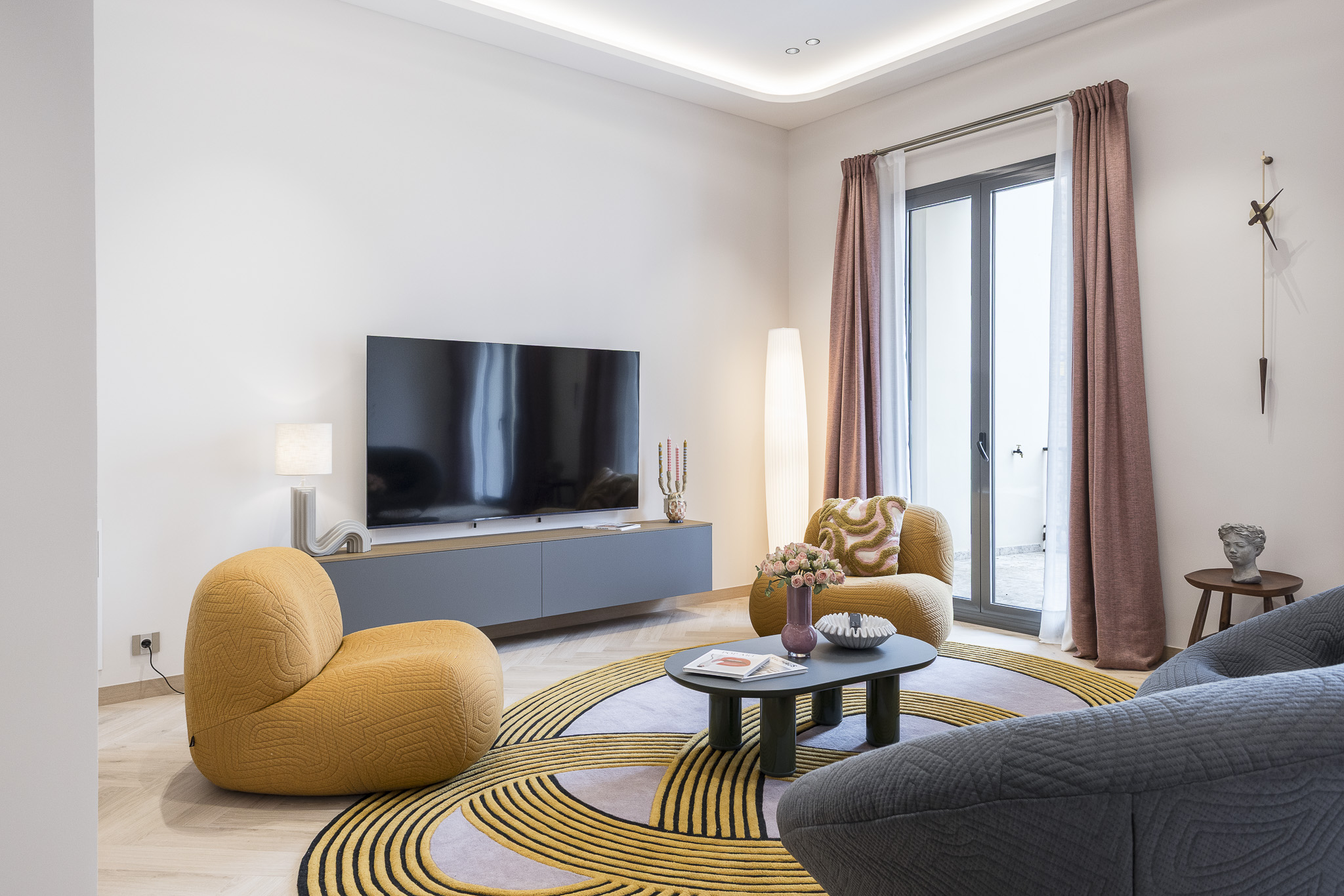 Exclusive apartment with terrace next to Passeig de Gràcia