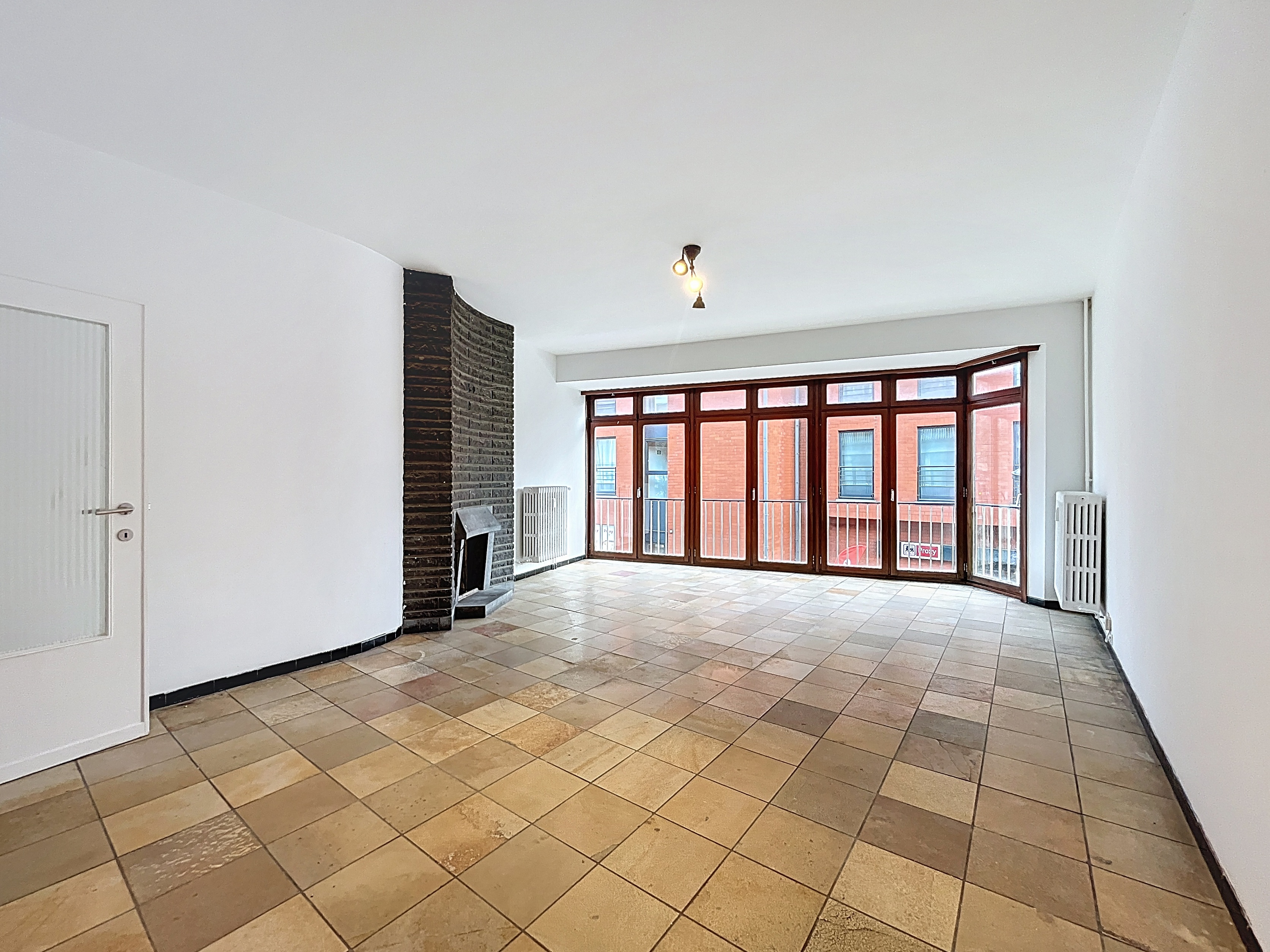 Appartement met 1 slaapkamer – Op een steenworp van het Sint-Jobplein