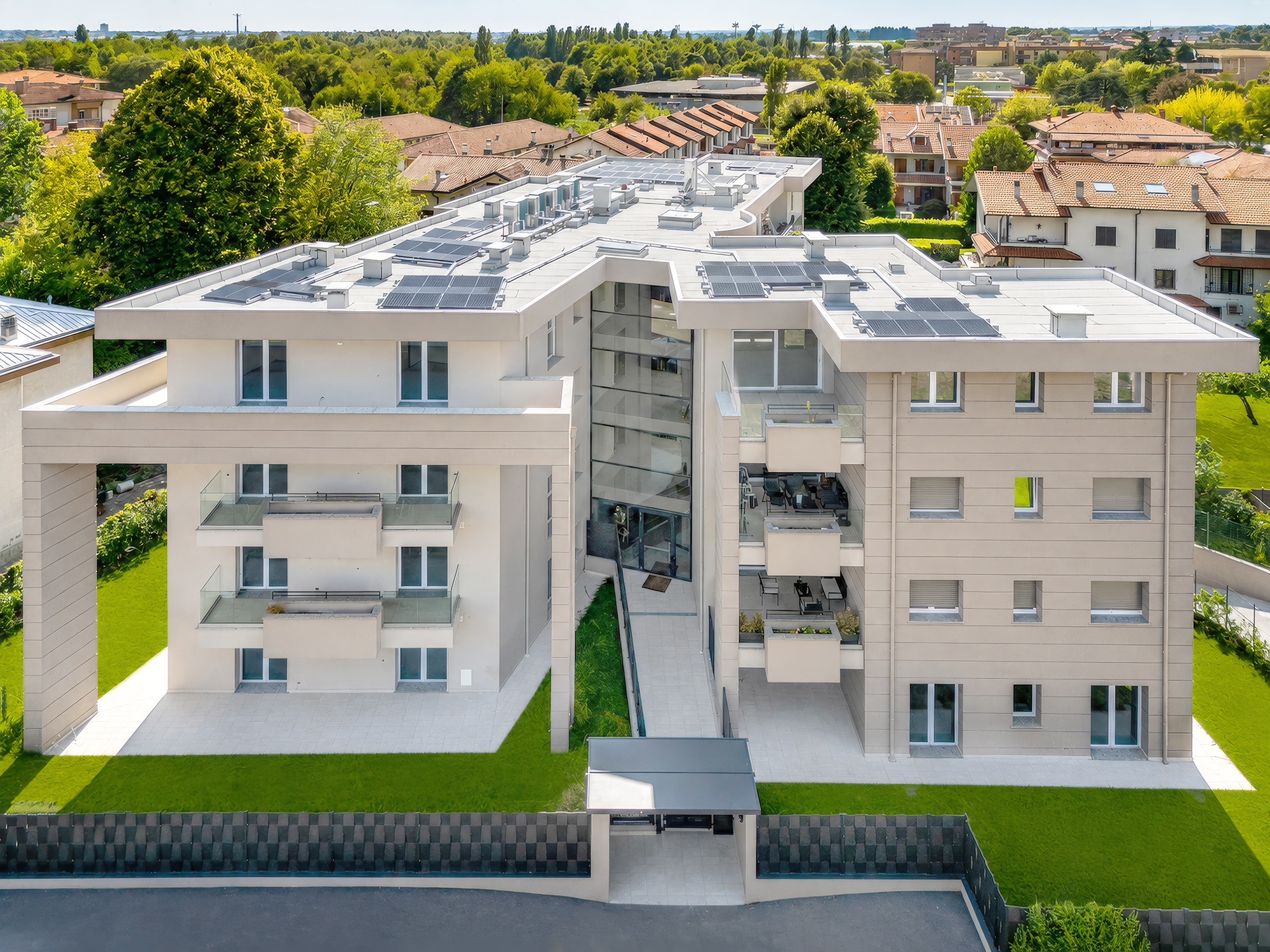 Solaro 54 – Newly built penthouse with private terrace