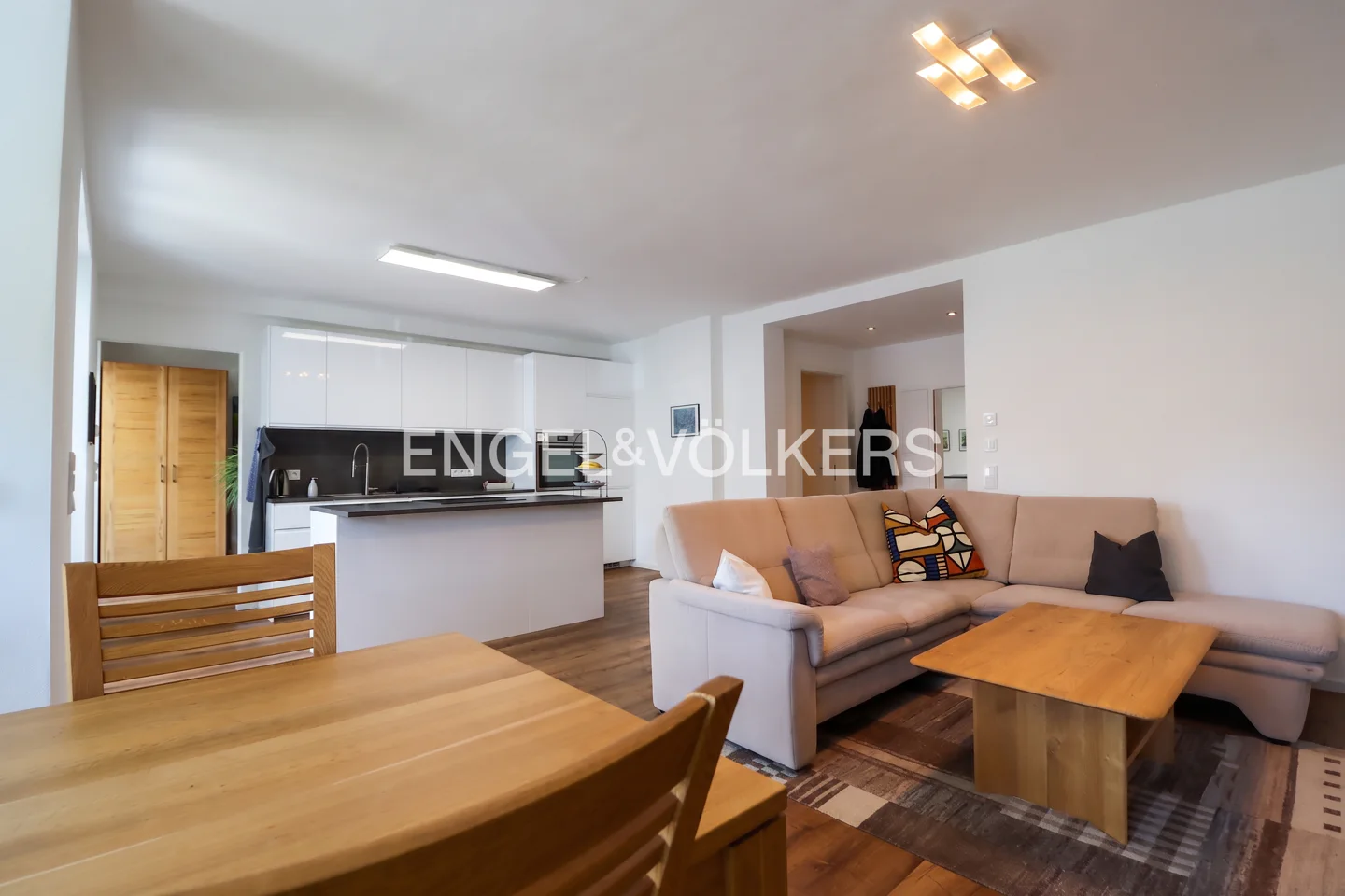 Hochwertige 3-Zimmer-Wohnung im Inneren Westen - Photo 1