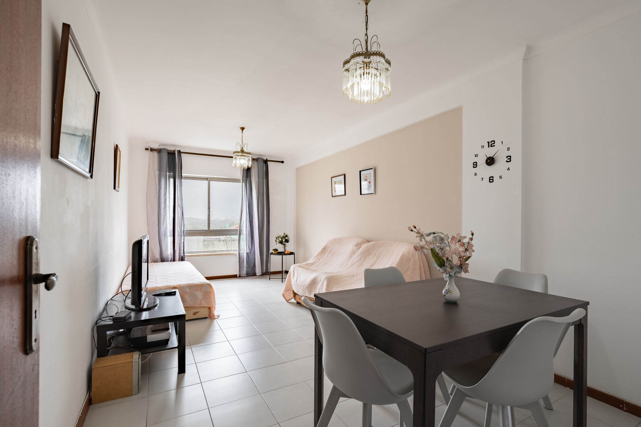 2-bedroom with garage in Alfragide