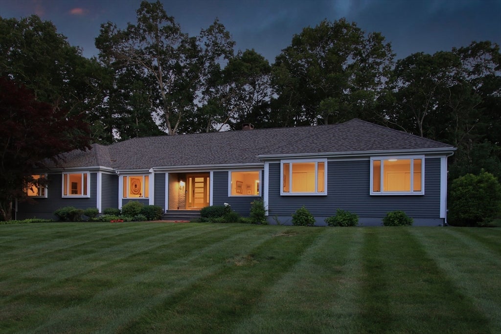 Refined Single-Level Living