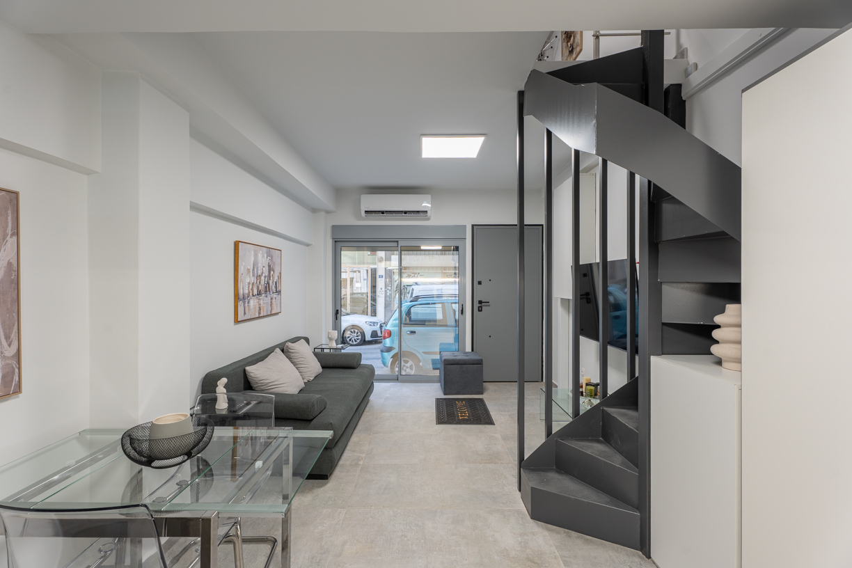 Modern 45 sq.m. apartment ideal for Golden Visa near Panormou metro