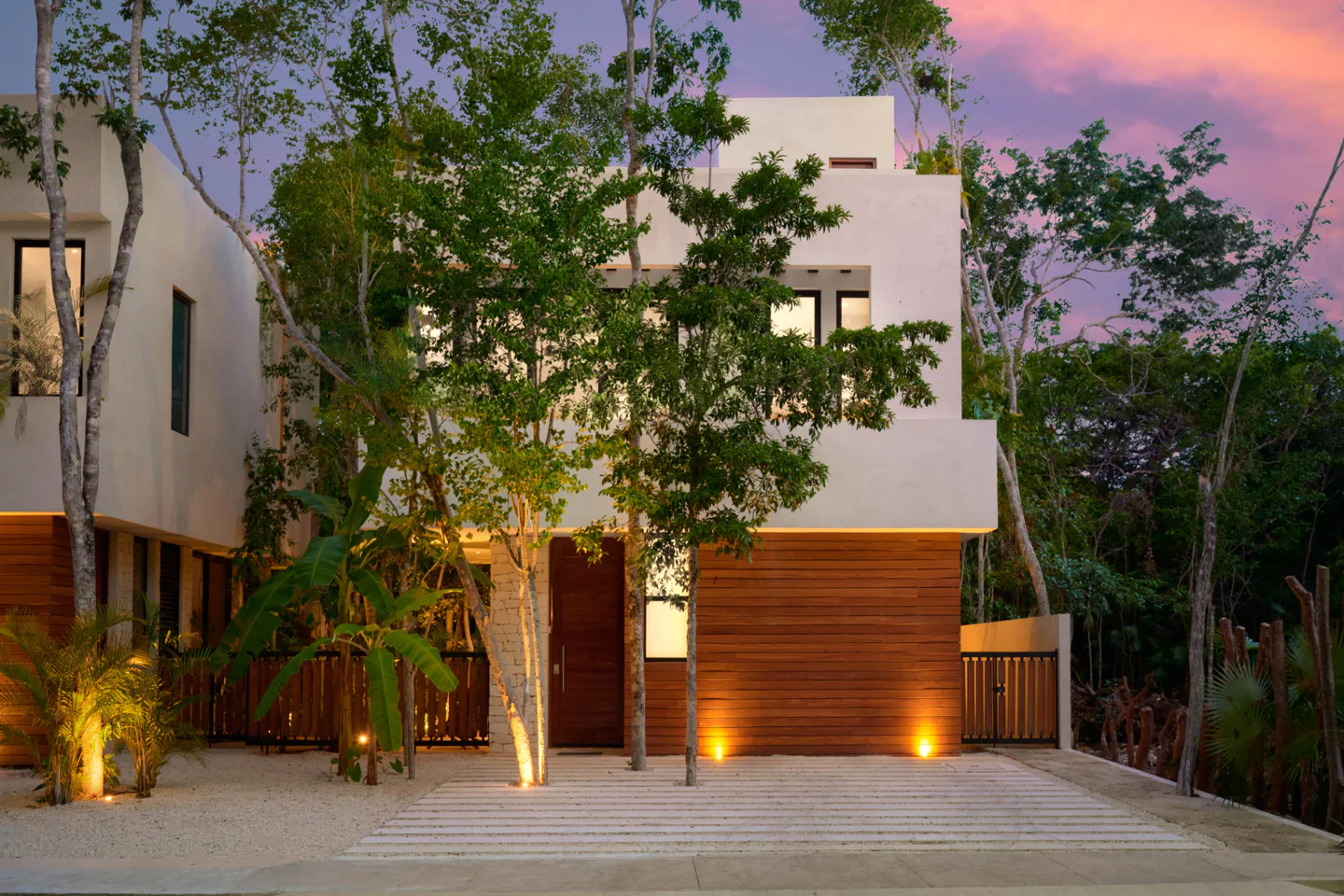 Casa David - 3 Bedroom Jungle Villa with Rooftop Pool 1