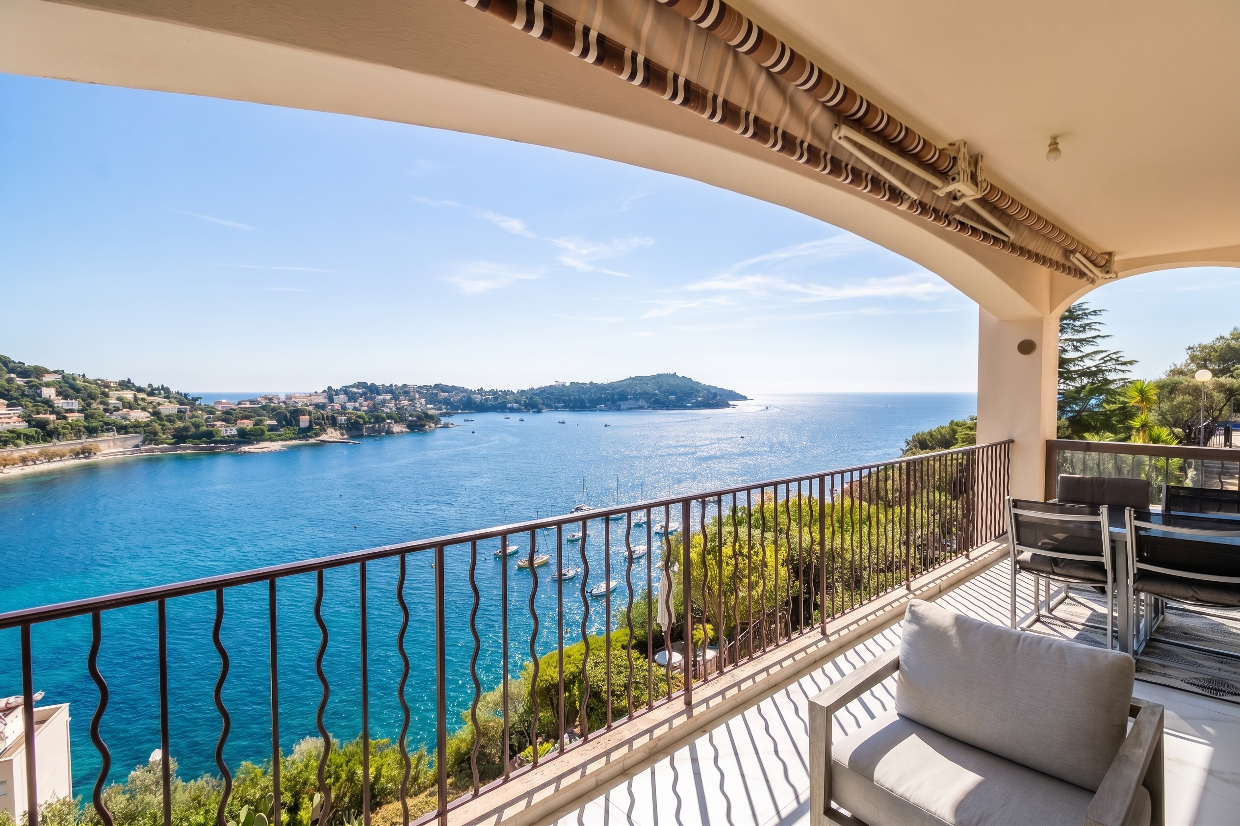 Appartement d’exception avec vue mer, piscine et parking