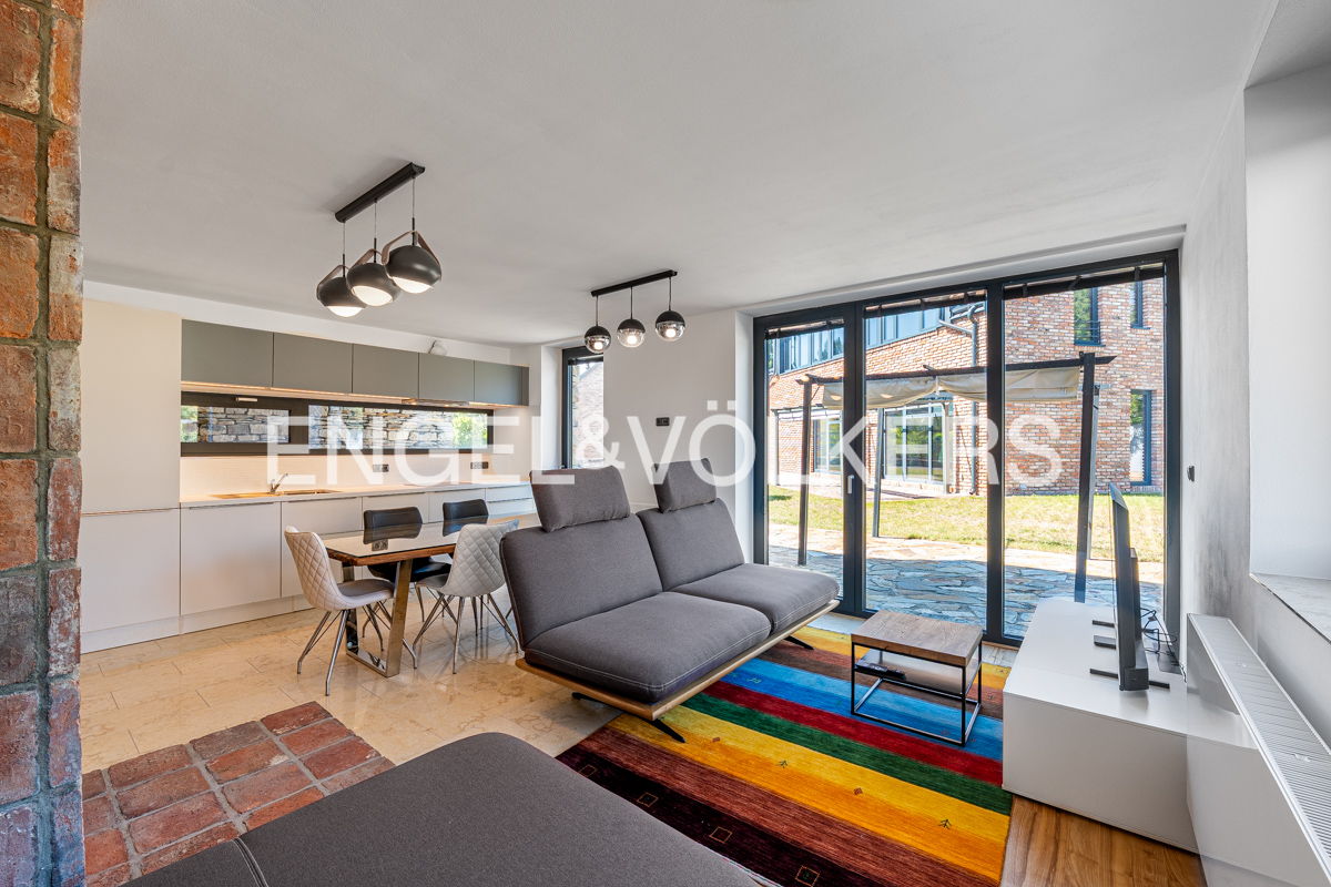 Designer Fully Furnished Family House