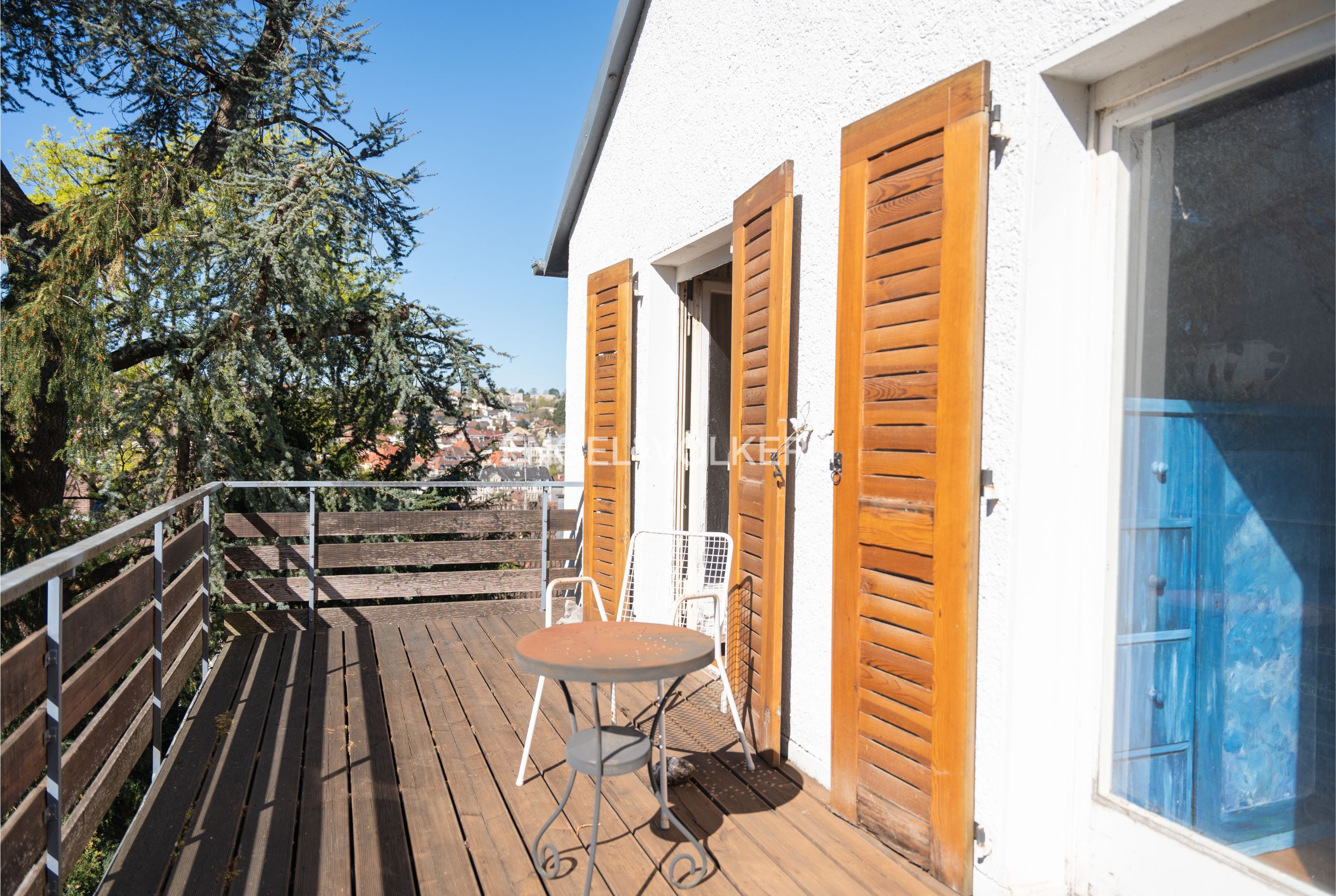 Aussichtslage mit sanierungsbedürftigem Einfamilienhaus!
