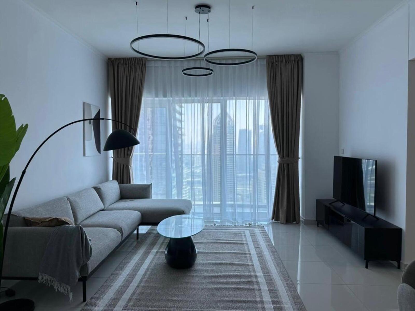 Modern Furnished | Marina Living | Spacious