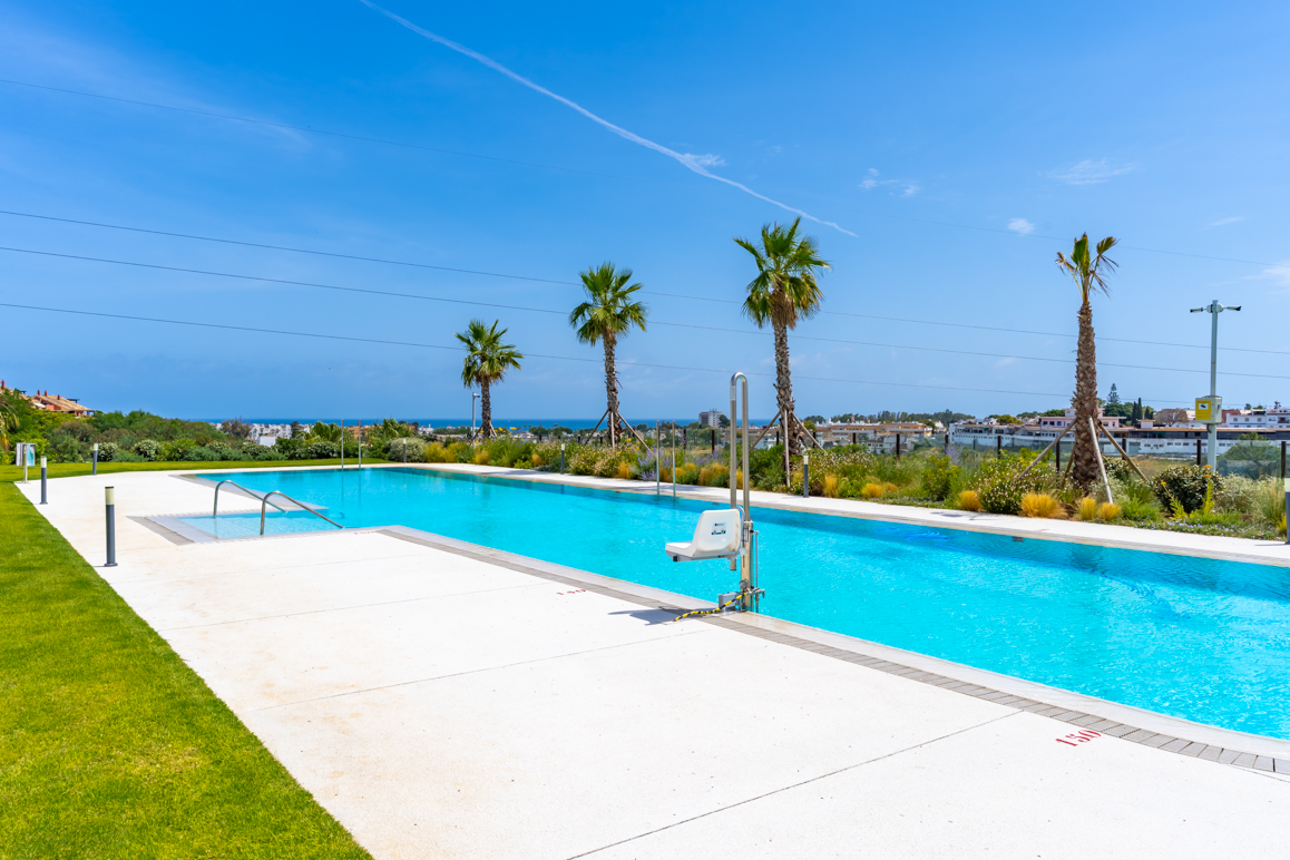 Brand-new luxury apartment with spectacular sea views and an expansive terrace