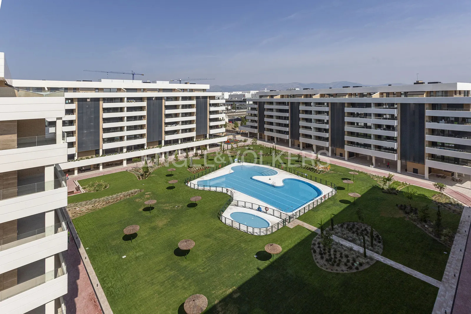 Spectacular corner penthouse in Nuevo Tres Cantos (Pinilla Group)