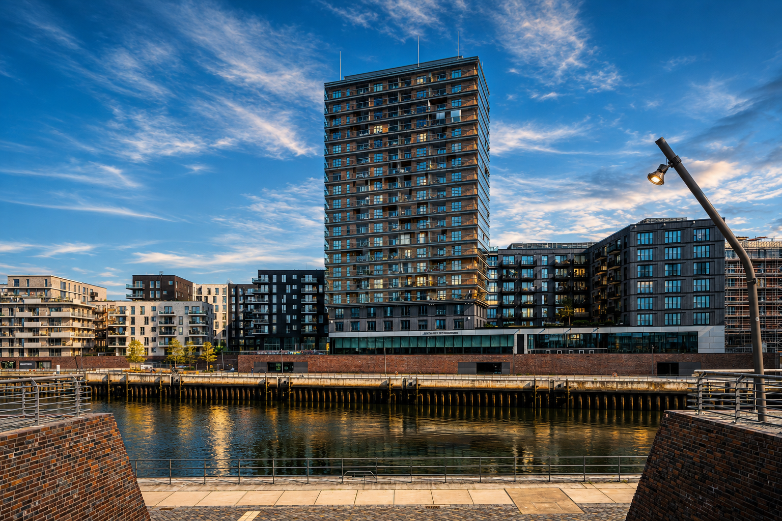 Hamburg aus einer neuen Perspektive - im Roots Tower HafenCity