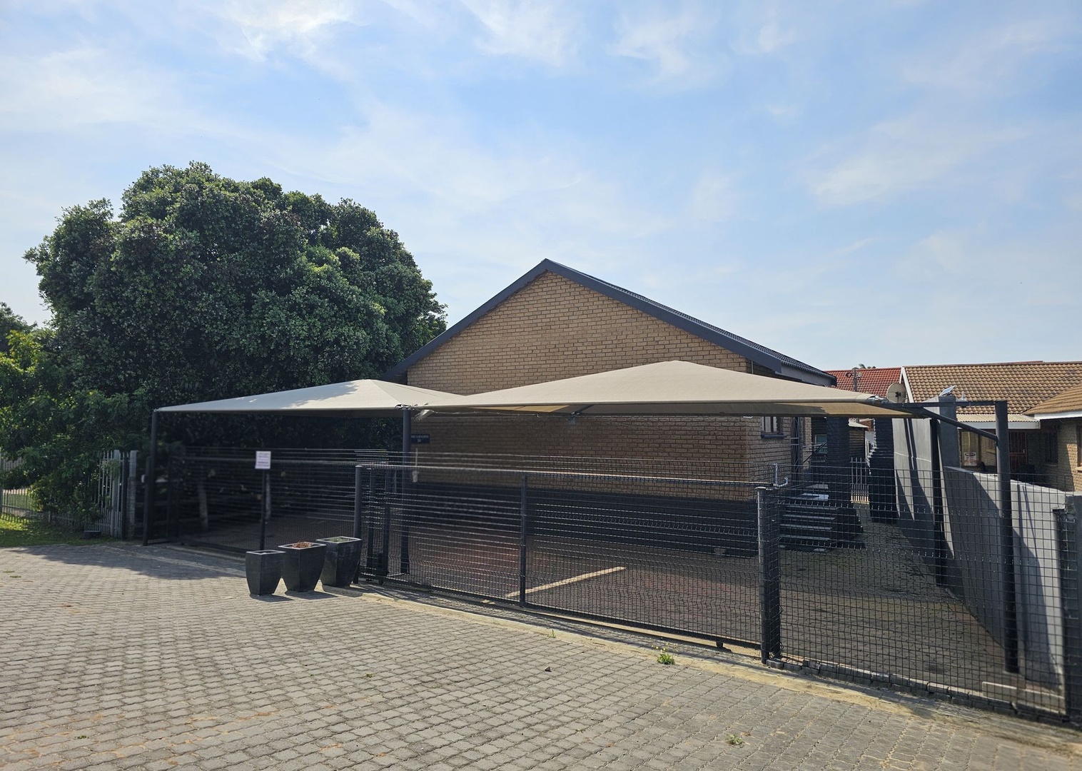 Prime Central Hartenbos Triple-Income Goldmine – Fully Furnished & Stroll to the Beach!