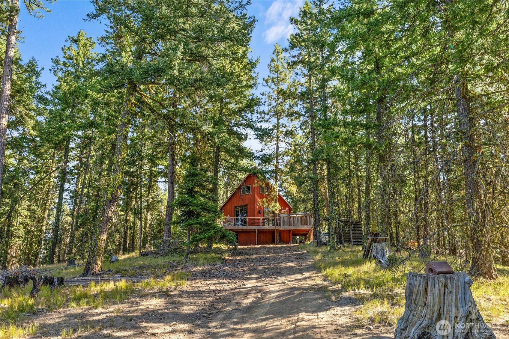 A Private Off-Grid Mountain Escape