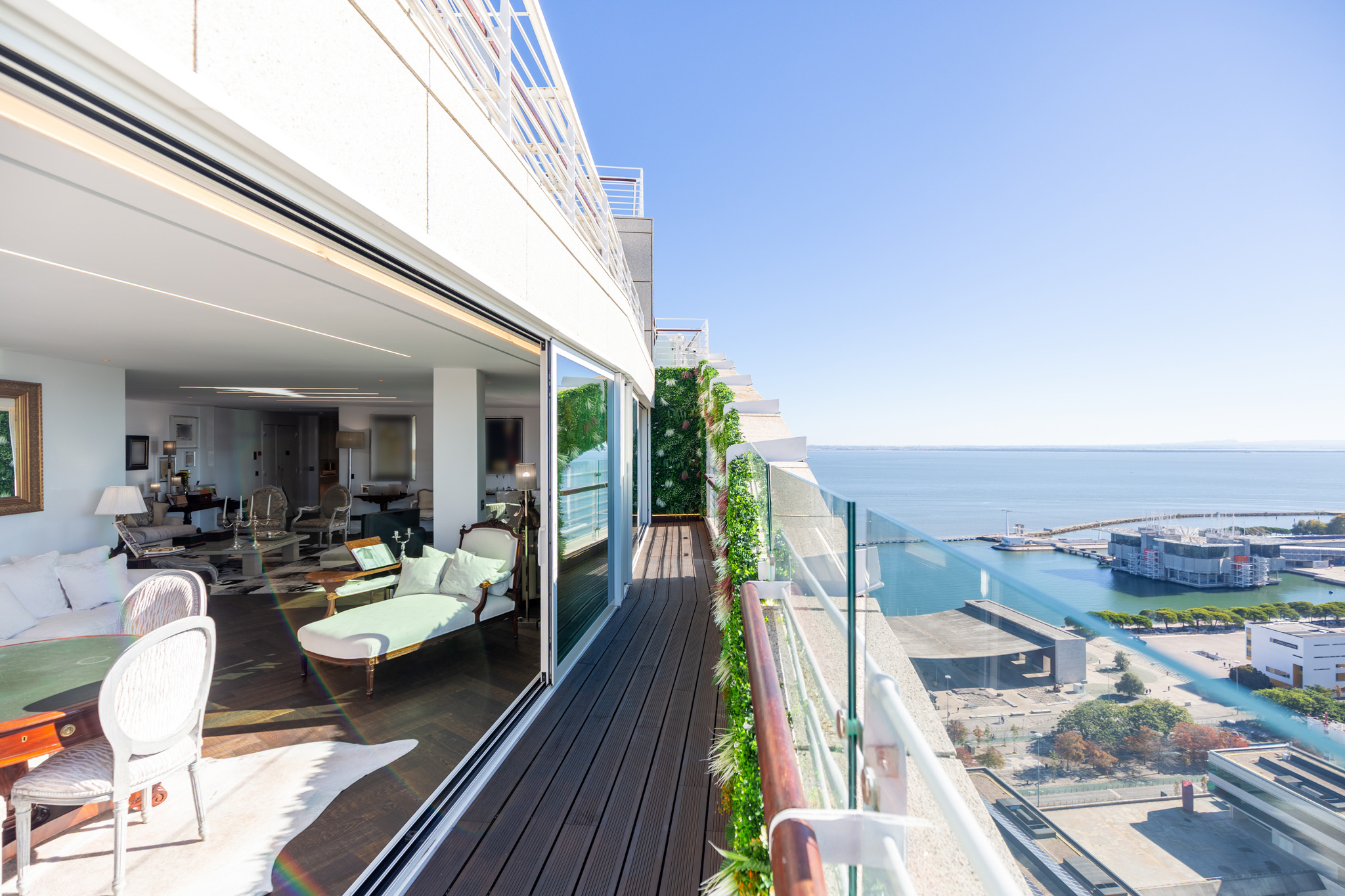 Exclusivo apartamento T4 no Parque das Nações