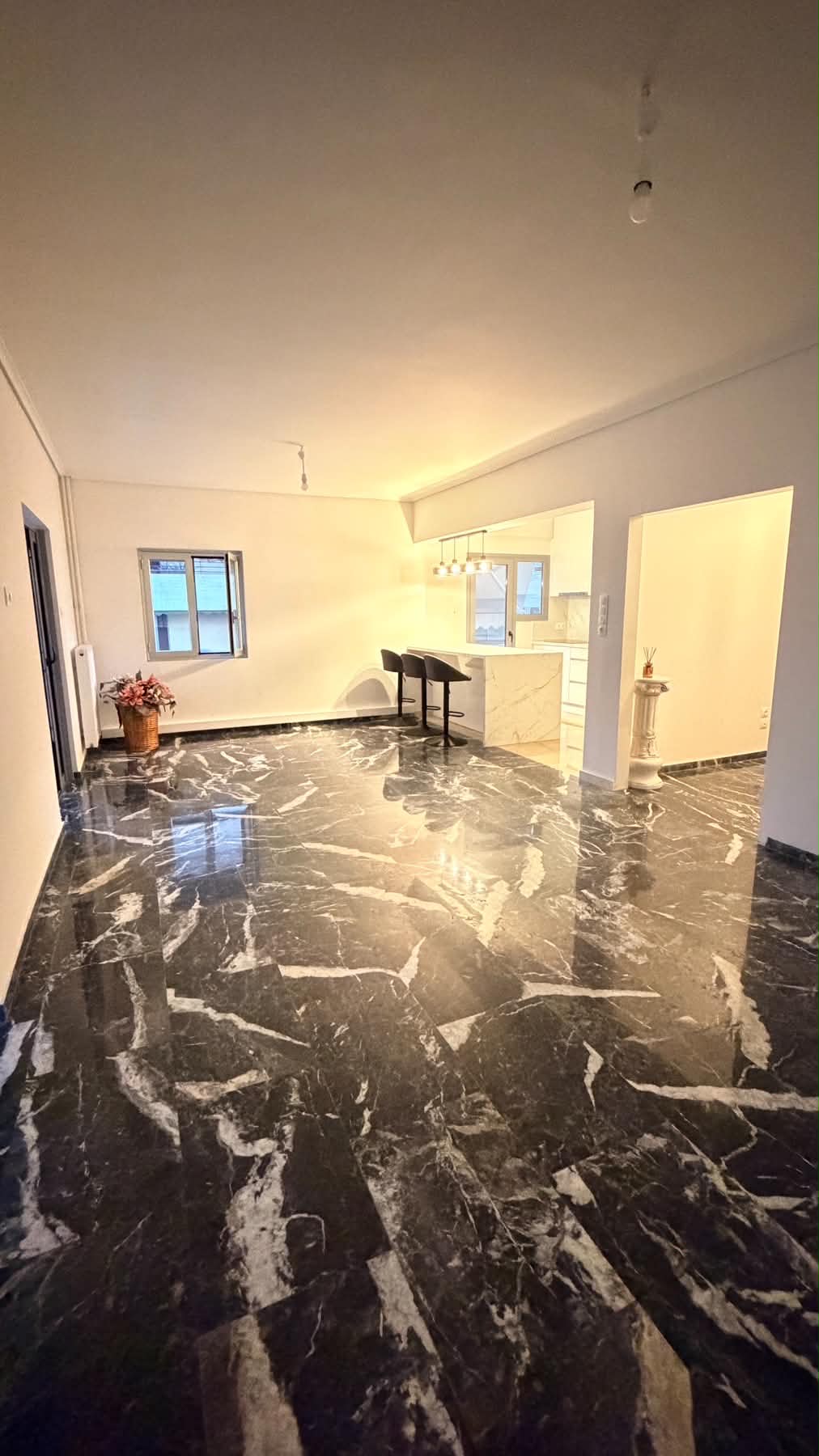 Elegant renovated apartment 90m²
