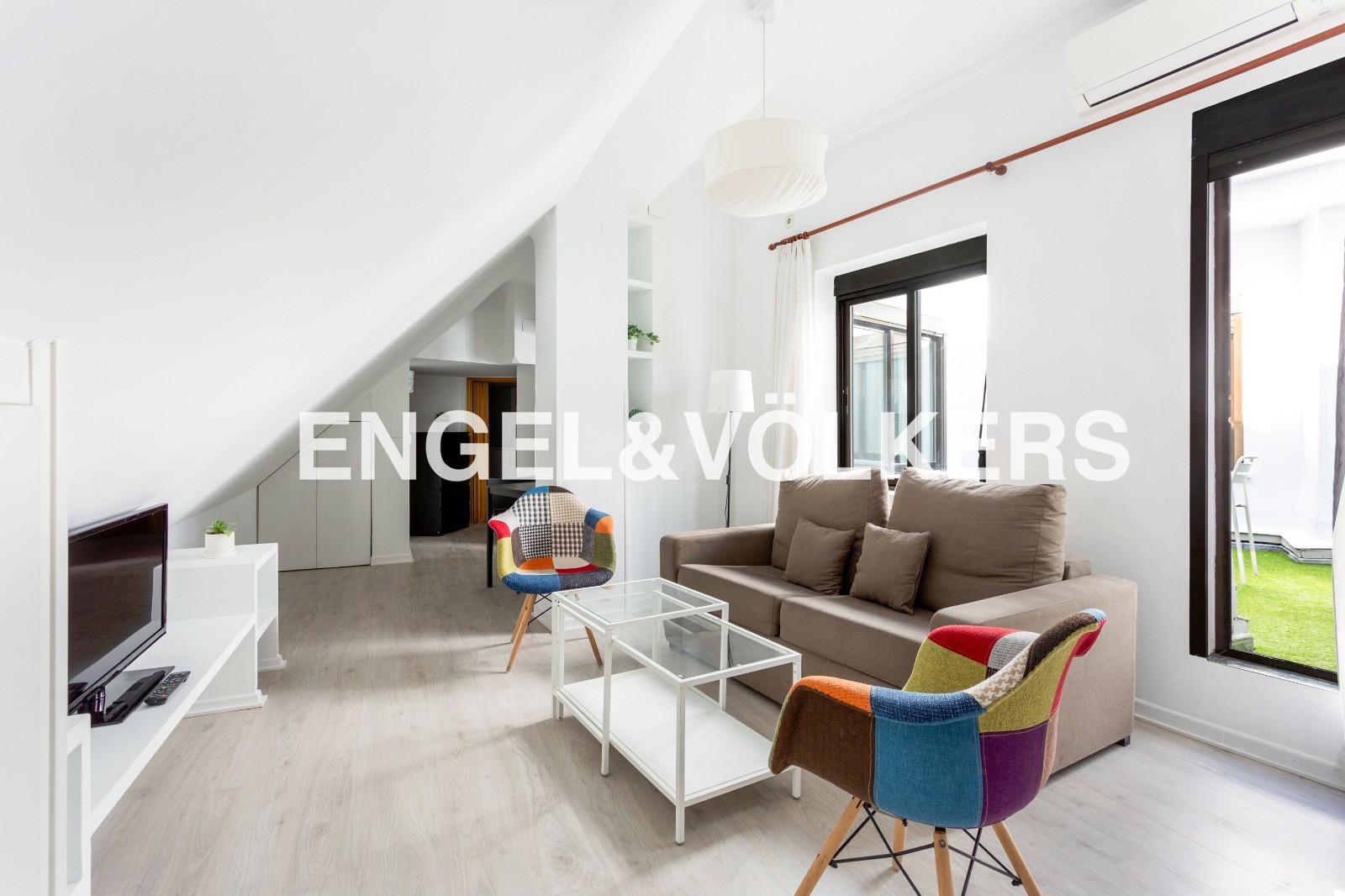 Furnished apartment with terrace in Salamanca