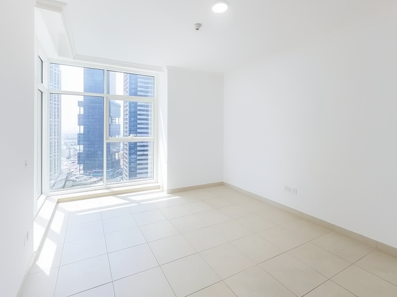 Low Floor | Available Now | Bright | Spacious