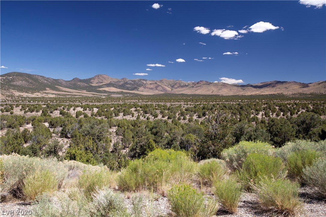 Exclusive and Rare Land to Build Your Dream Home.