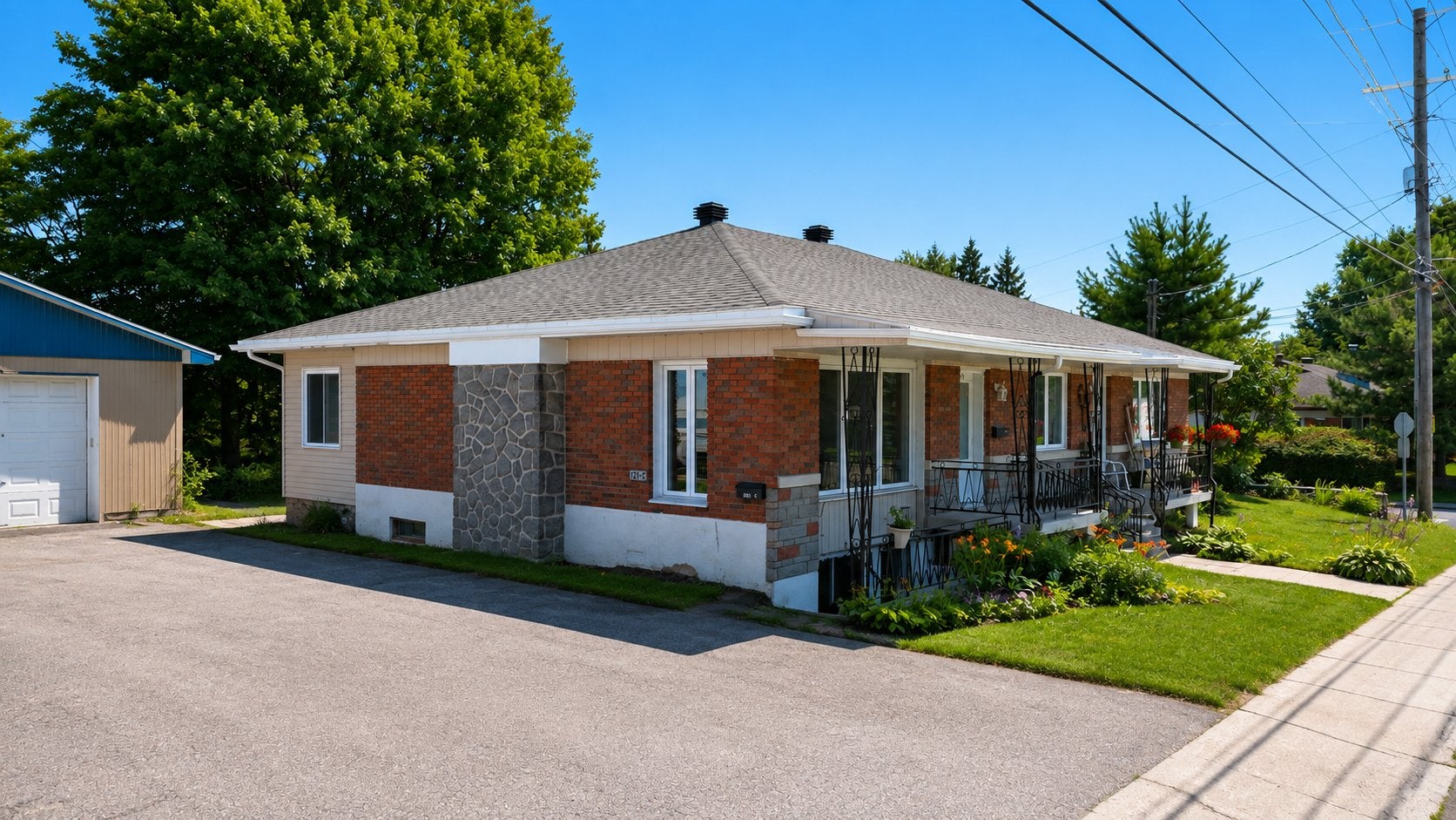Four Well-Maintained Units, Exceptional Location