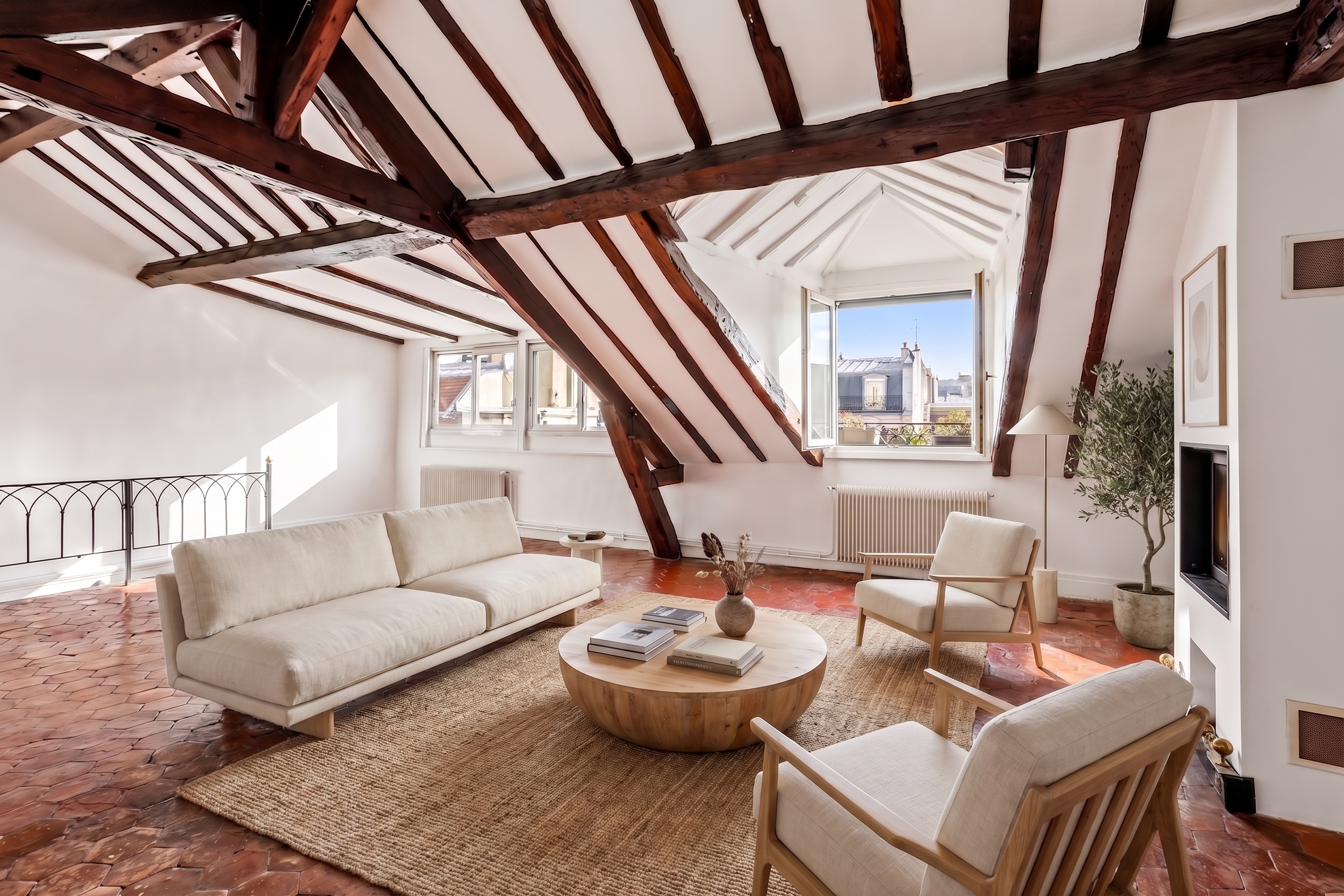 Place Maubert - Duplex and adjoining studio with unobstructed views - Top floors