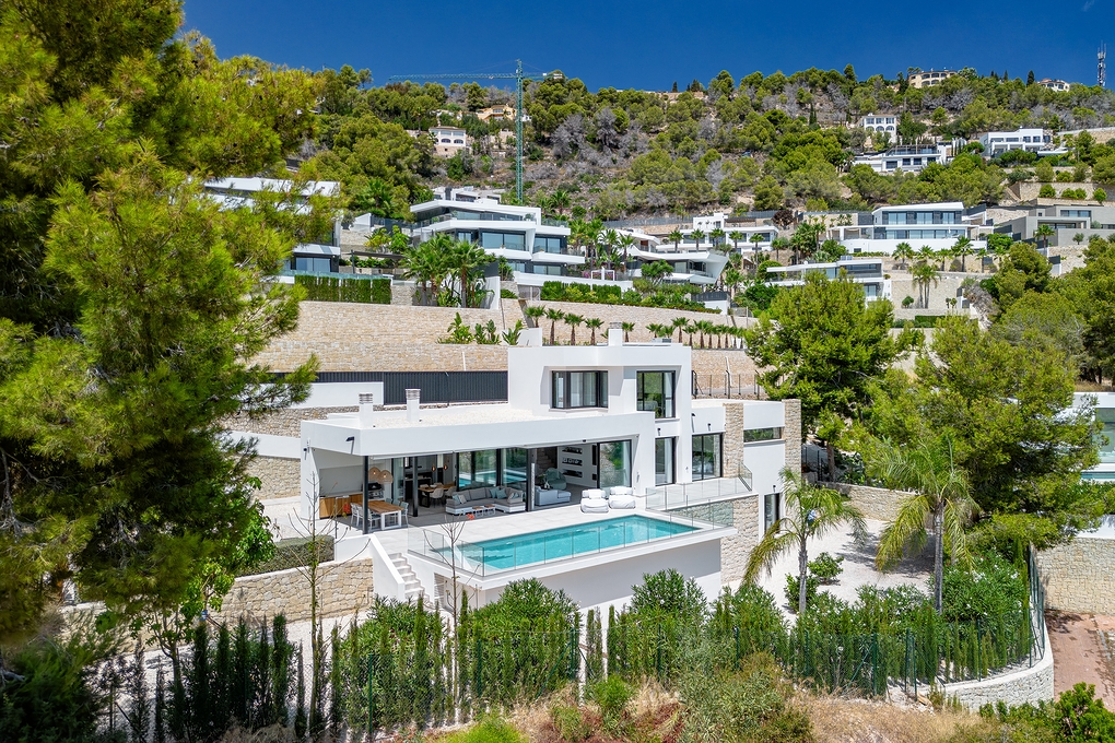 Luxury living and Sea Views in Racó de Galeno