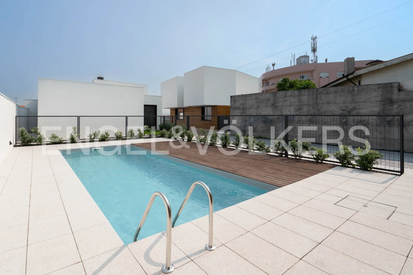 3 Bedroom New Villa in Vila Nova de Gaia with pool