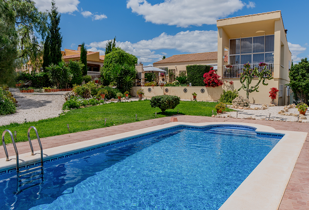 Mediterranean Villa in Mutxamel