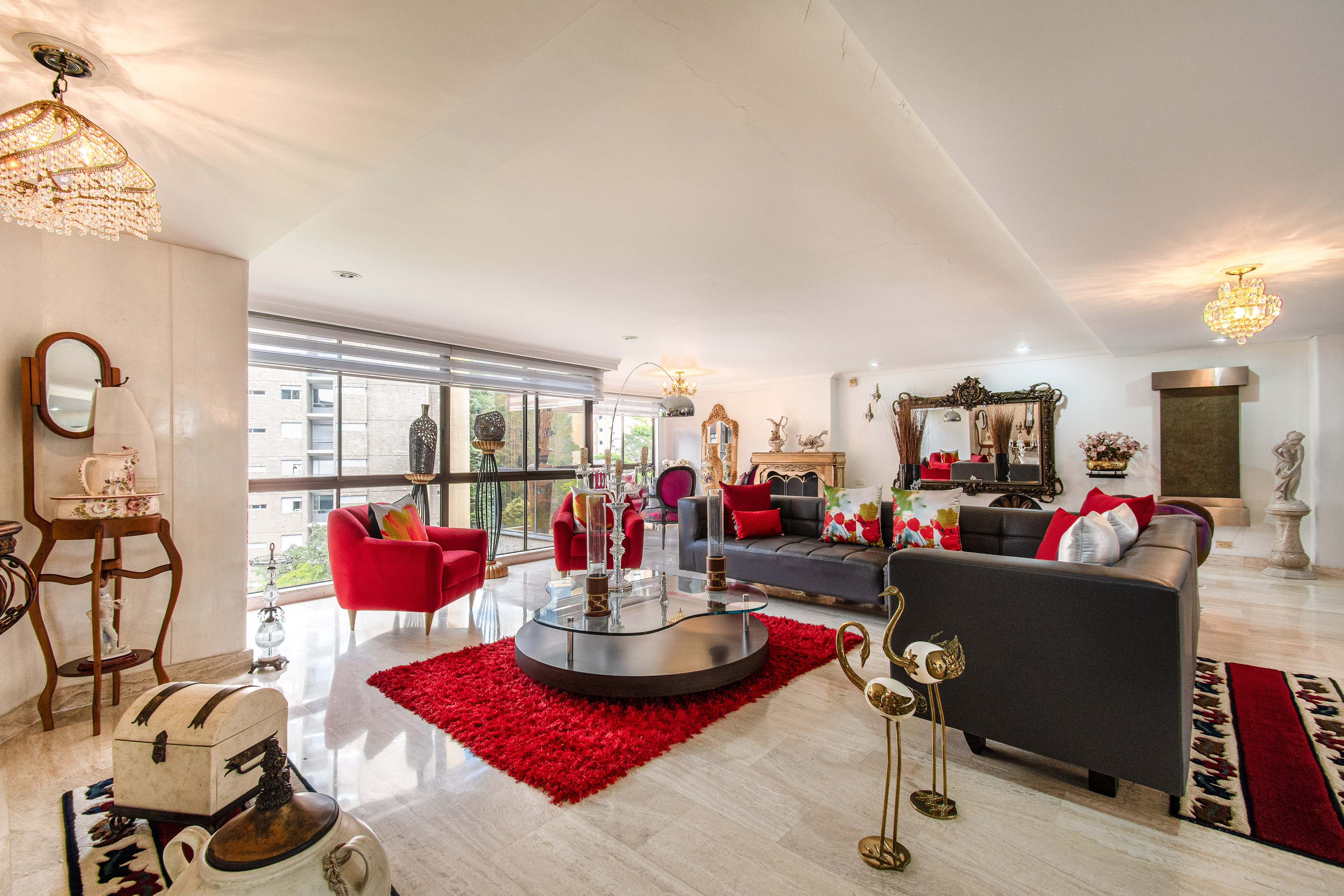 Apartamento con clubhouse para venta en Castropol, El Poblado.