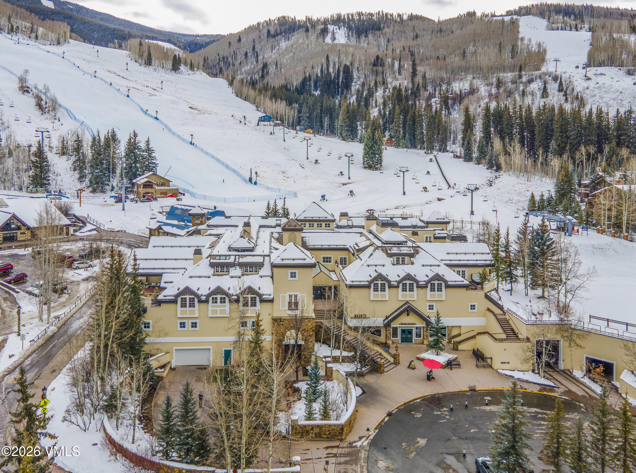 Premium Location - Ski-In/Ski-Out Penthouses in Vail