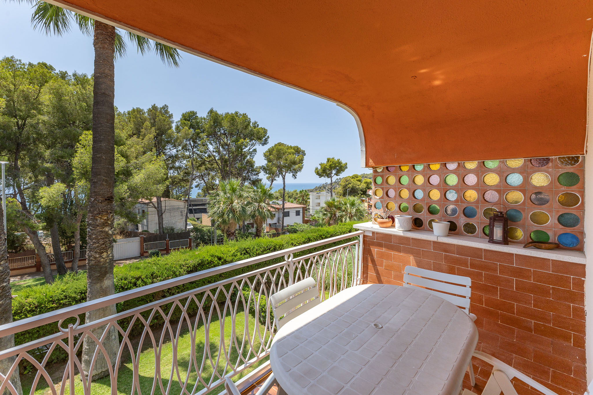 Exclusive sea-view apartment in Bellamar. Live year-round as if on vacation:
