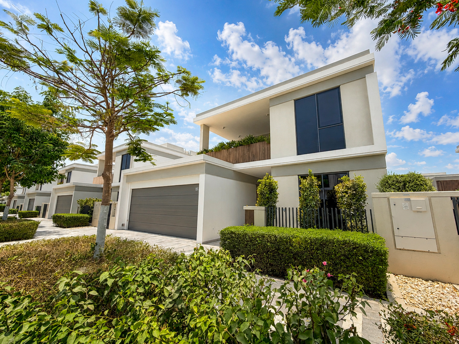 Luxury Family Villa | Upgraded | Close to Pool
