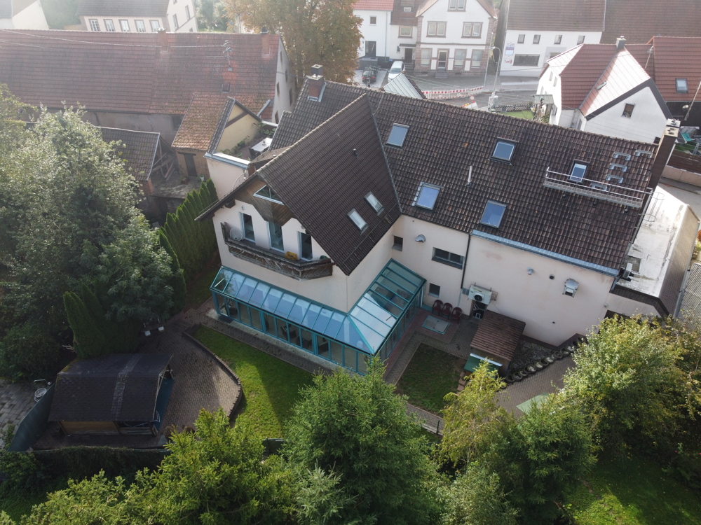 Investmentobjekt in zentraler Lage – Umnutzung zu 6 Wohneinheiten