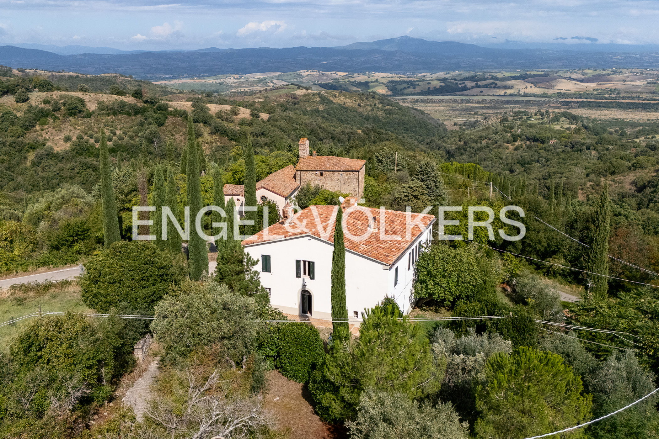 The elegant country house