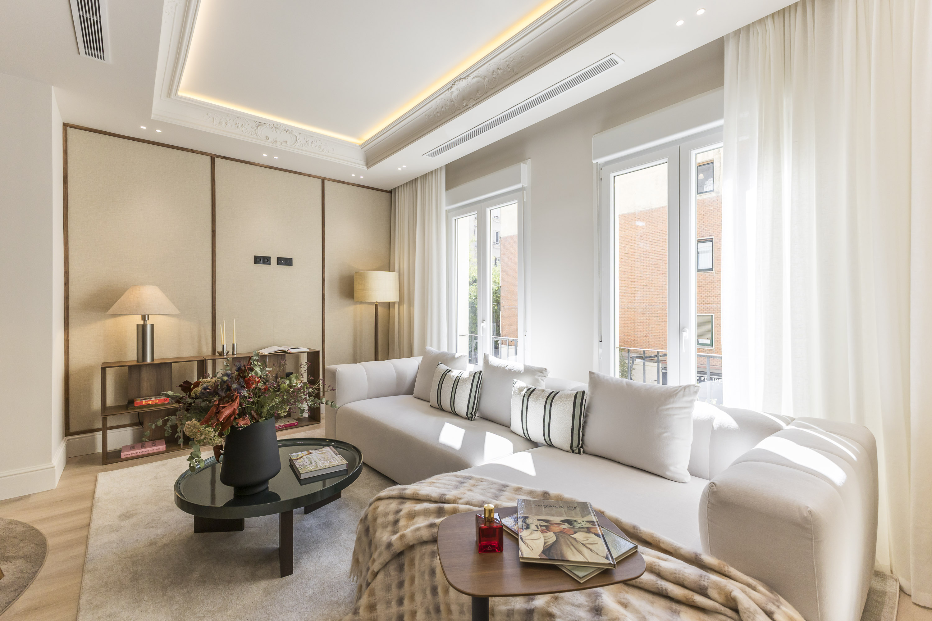 Elegance and luminosity in the heart of Salamanca District