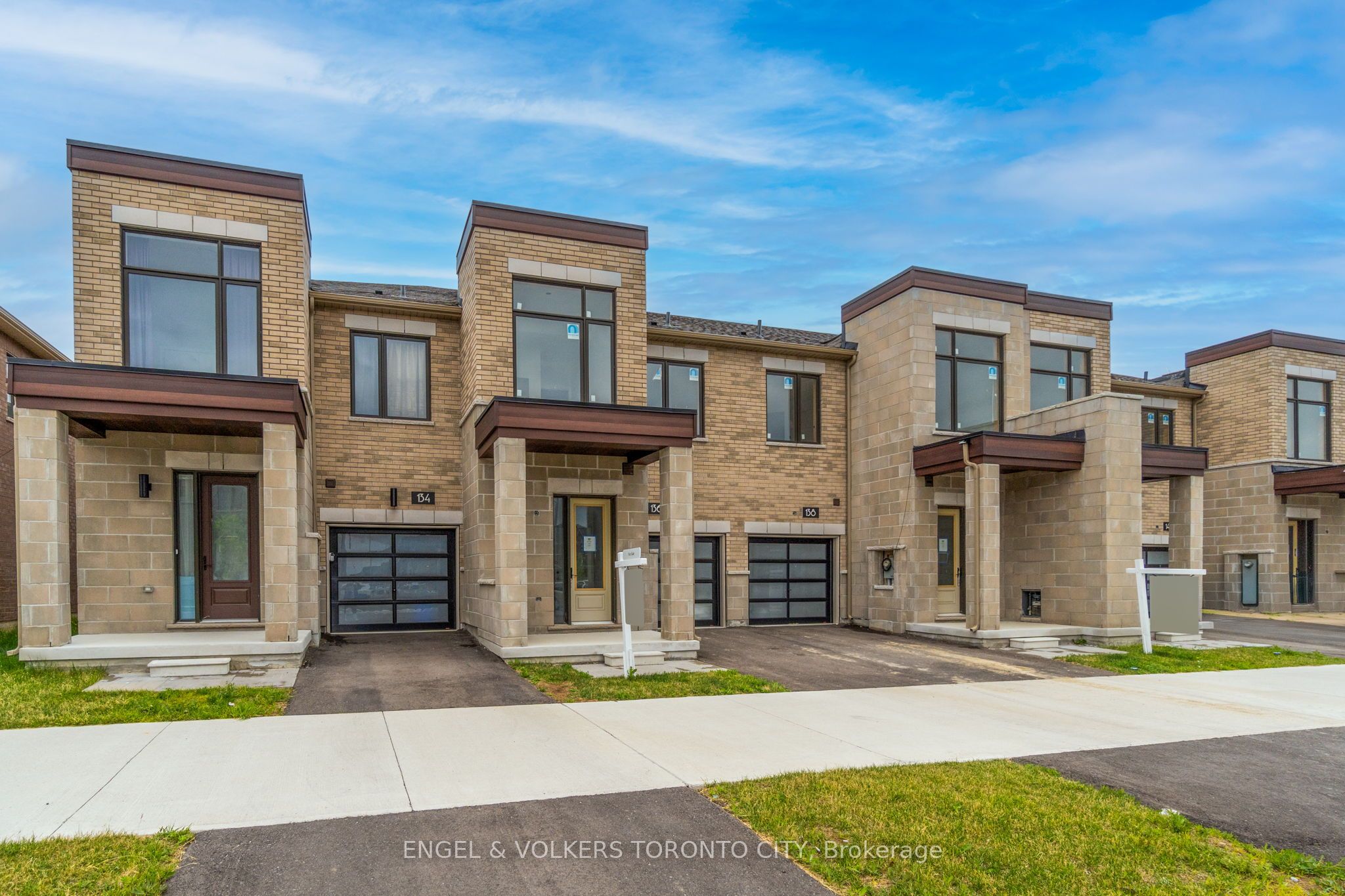 Customize Your Brand-New Markham Home