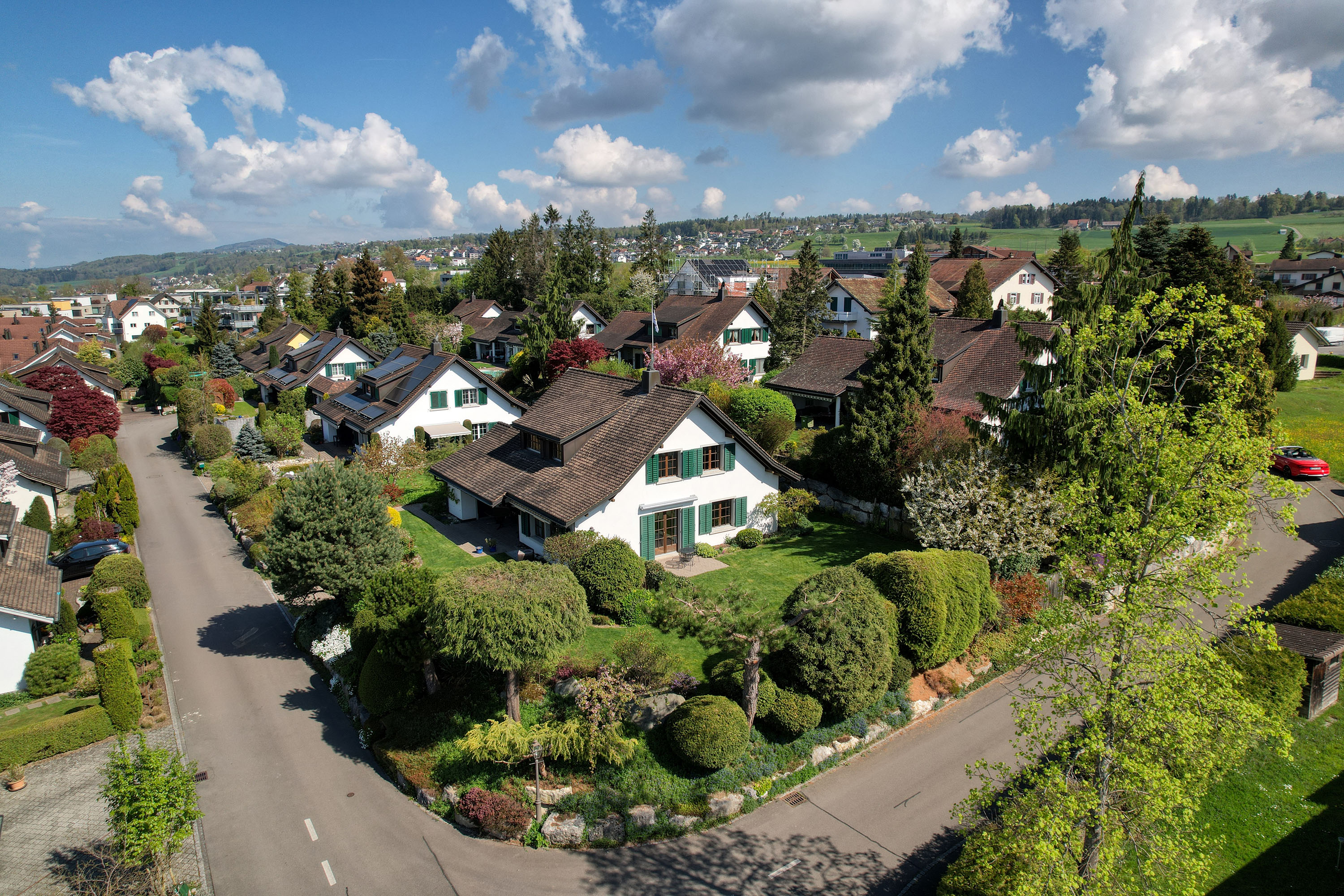 Ein Zuhause im Grünen – Viel Raum. Viel Ruhe. Viele Möglichkeiten.