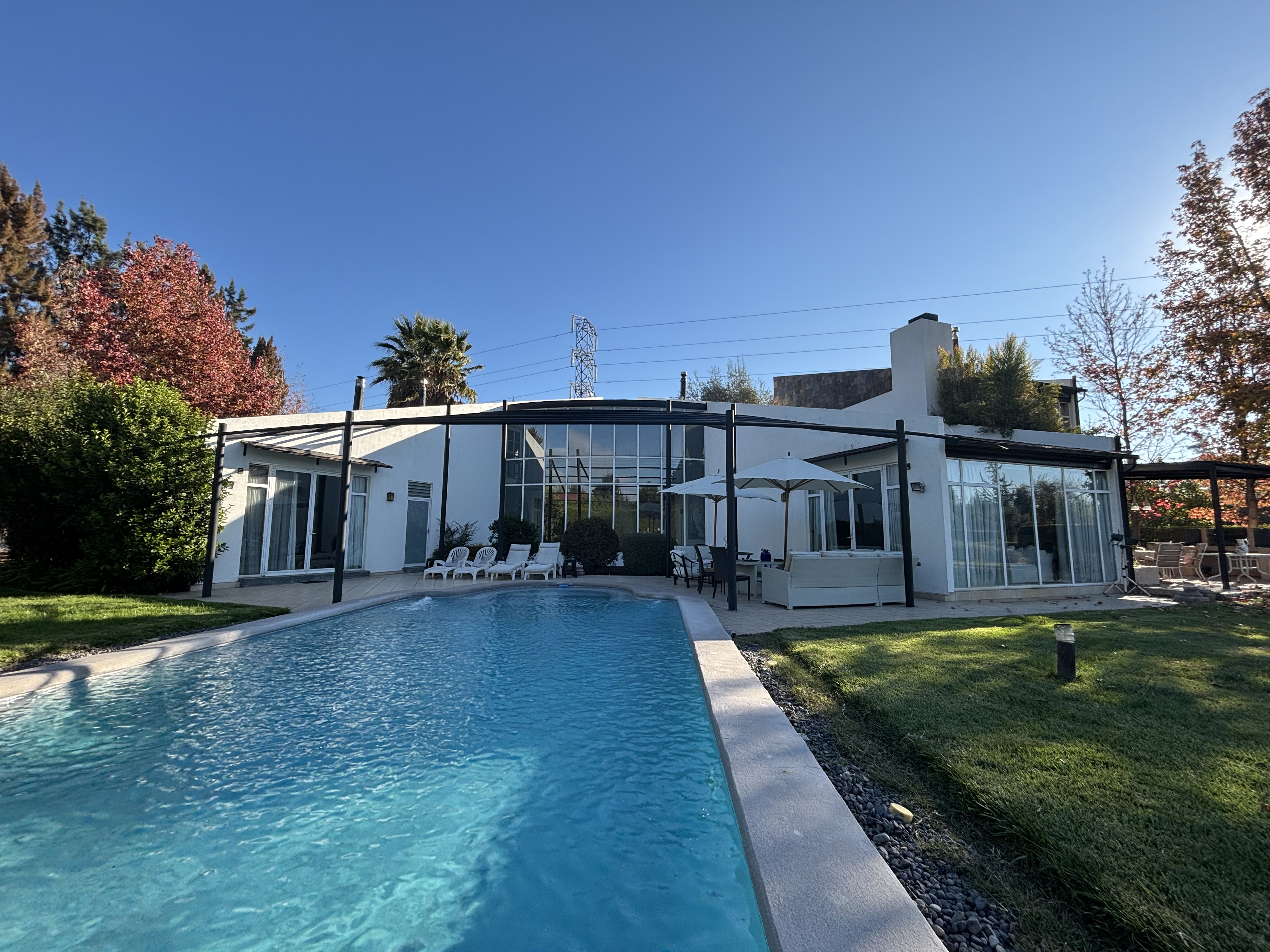 Casa Contemporánea en Condominio Club de Golf Las Araucarias