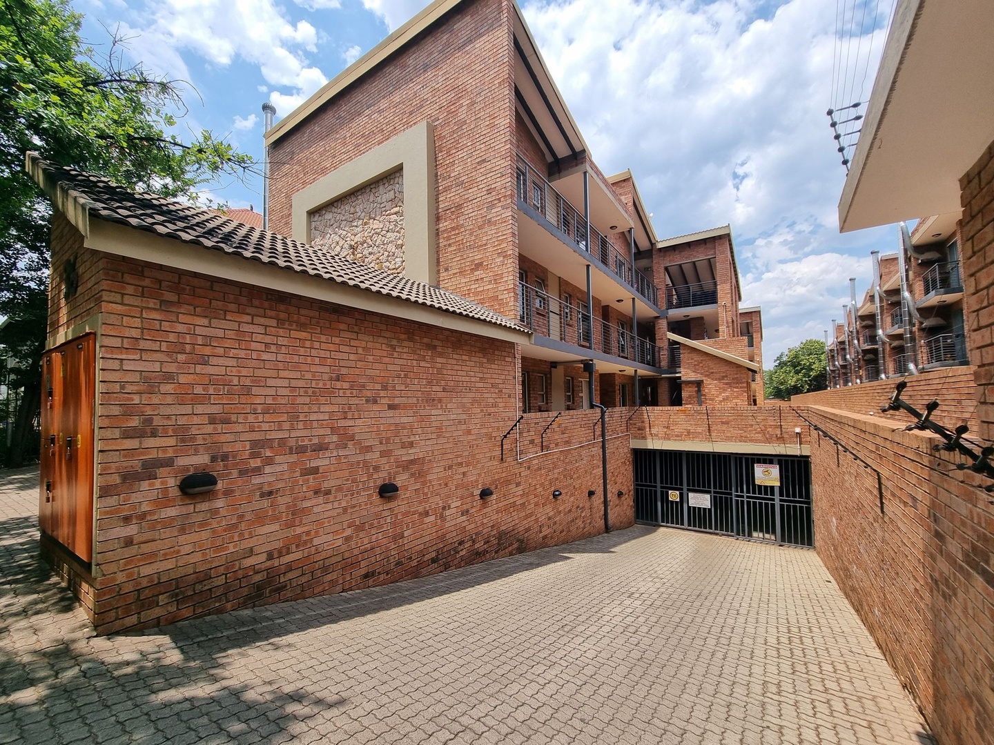 Ground-Floor Apartment in a Sought-After Student Complex