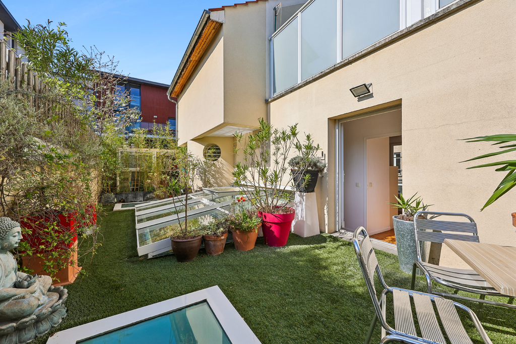 Issy-les-Moulineaux – Stadthaus 194 m² mit Terrassen