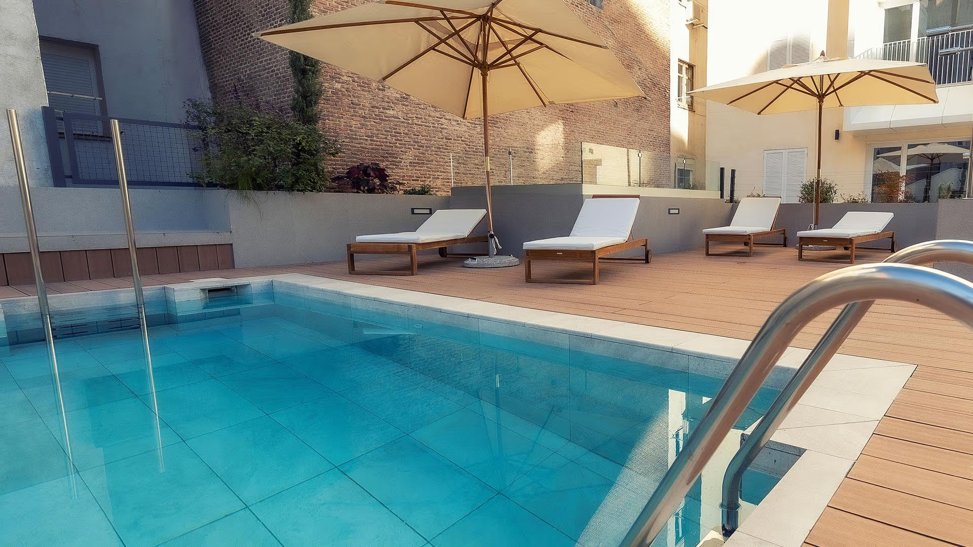 Elegance and comfort in a new development with amenities