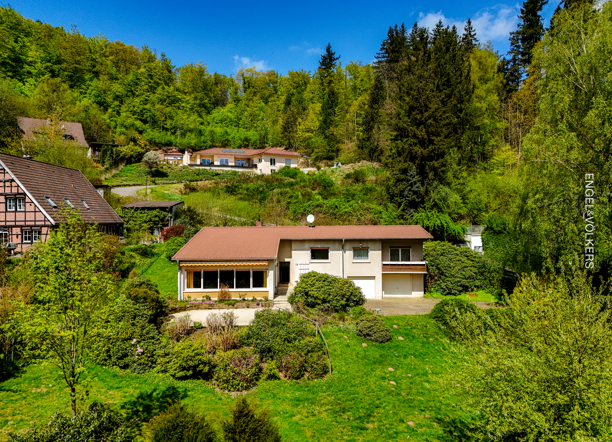 Idyllisch gelegenes Einfamilienhaus mit großem Grundstück– Ruheoase in Wald-Michelbach