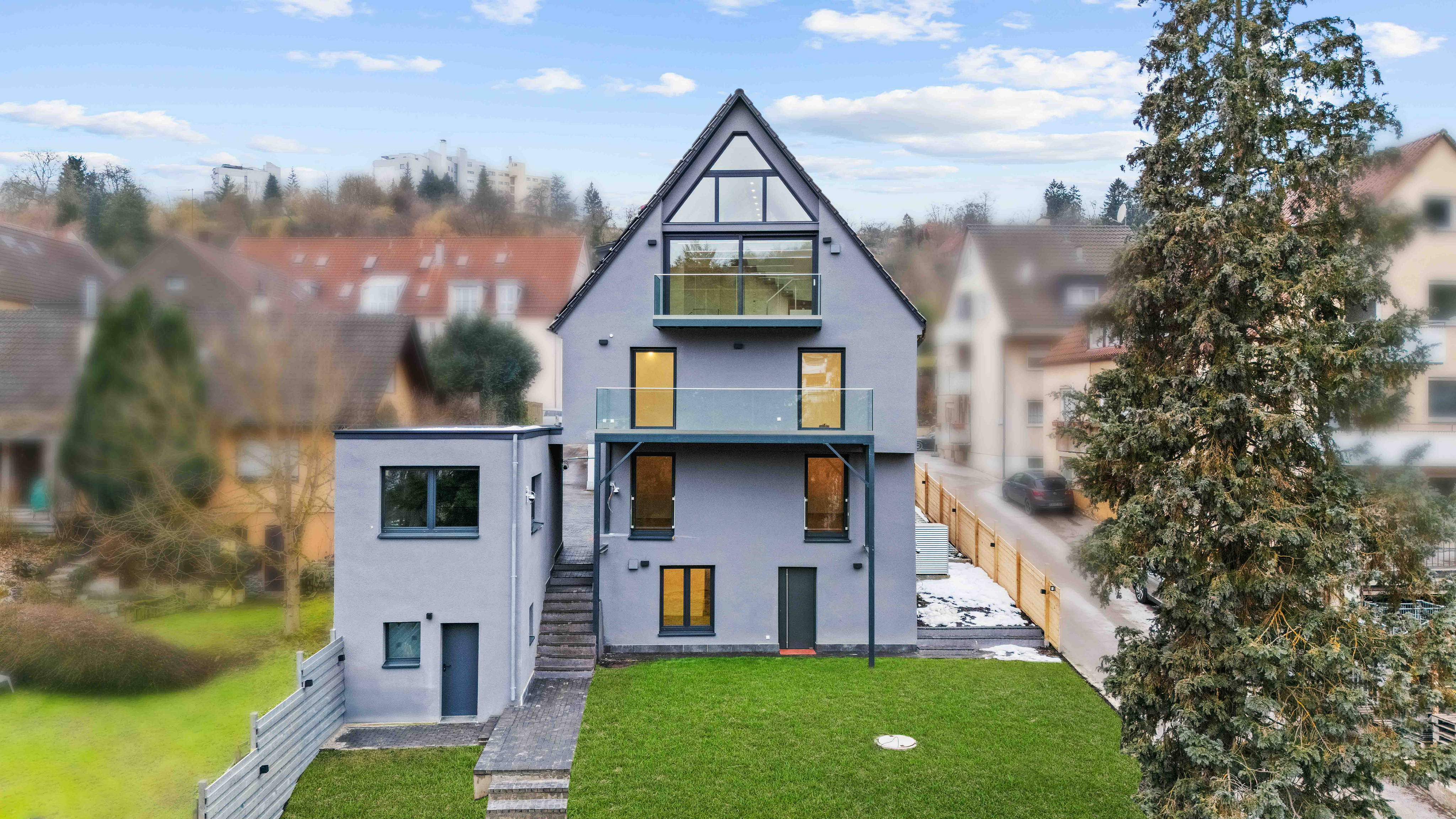 2.330 m² Traumgrundstück mit vollständig saniertem Familienhaus – KfW 40, Wärmepumpe & Smarthome