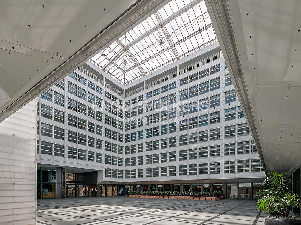 Attraktive Bürofläche mit Balkon