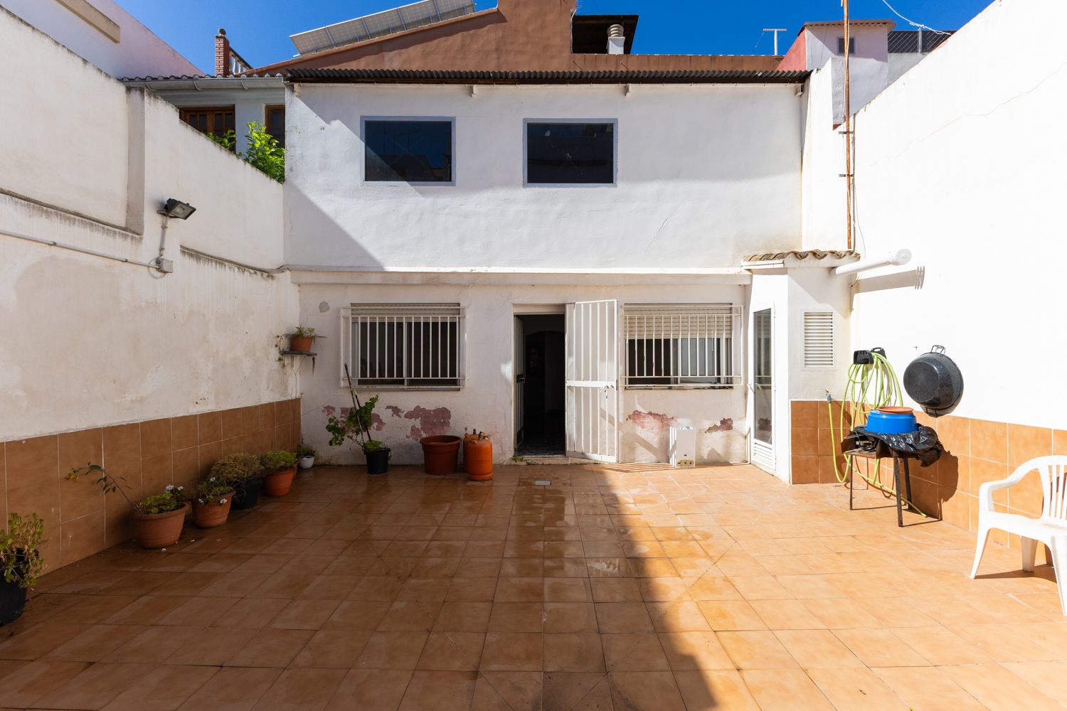 Casa de pueblo en planta baja para reformar en Burjassot