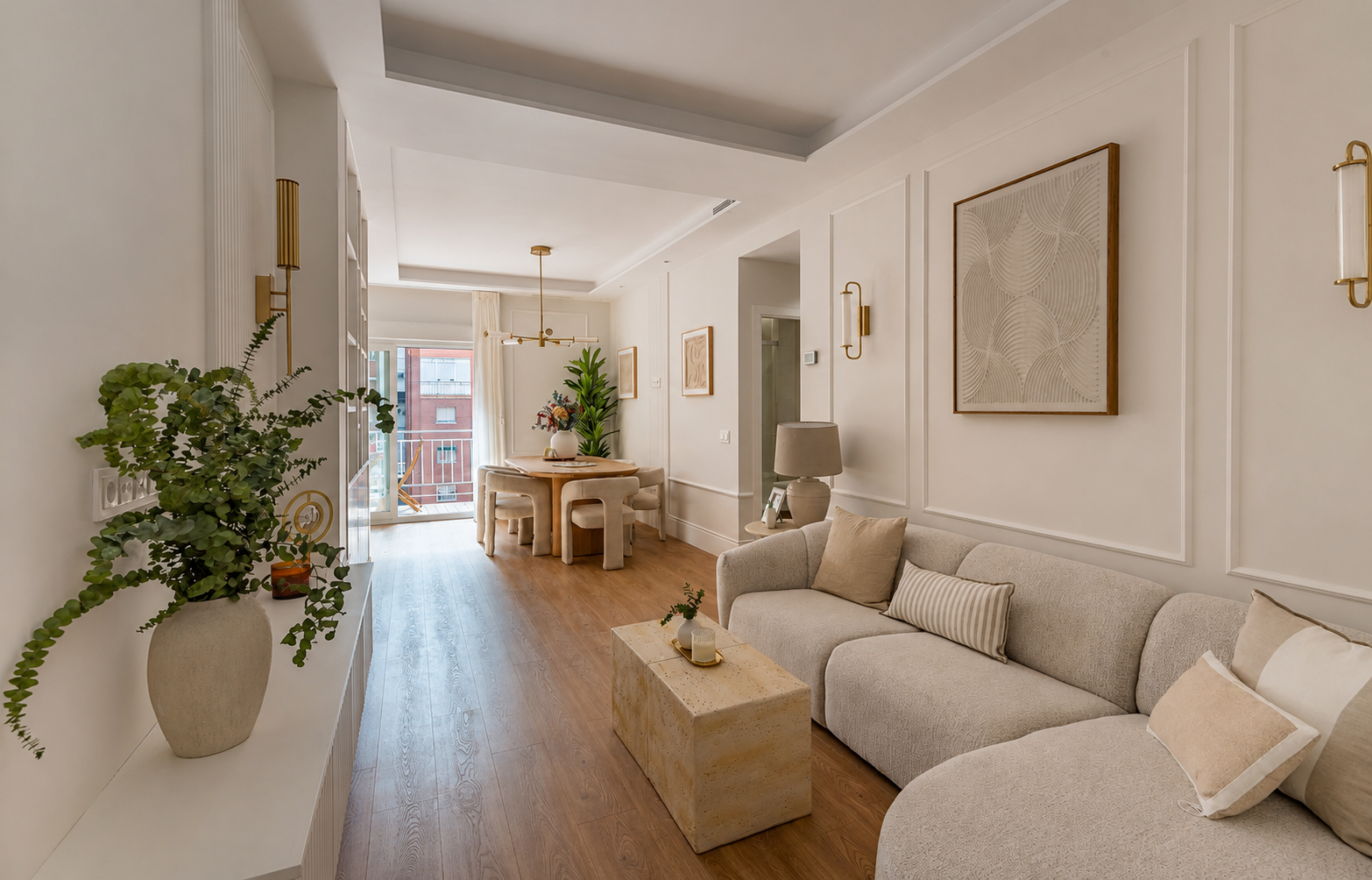 Exclusivity, light, and premium design in a unique home with terrace and luxury finishes
